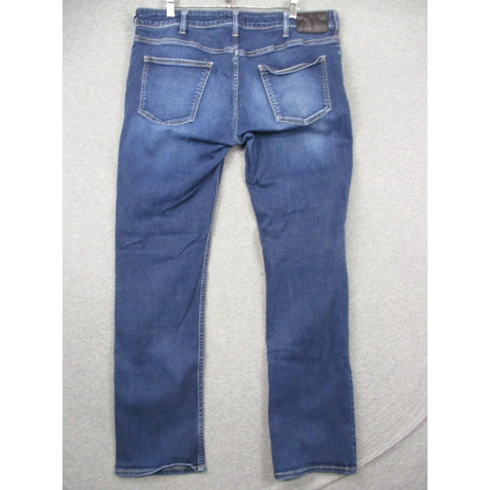 Silver Jeans Co. Silver Jeans Jeans 36x31 Straight Stretch Blue Distressed Mens Regular Denim 5-Pocket Blue Jeans Zac Century? Size US 36 / EU 52 - 4 Thumbnail