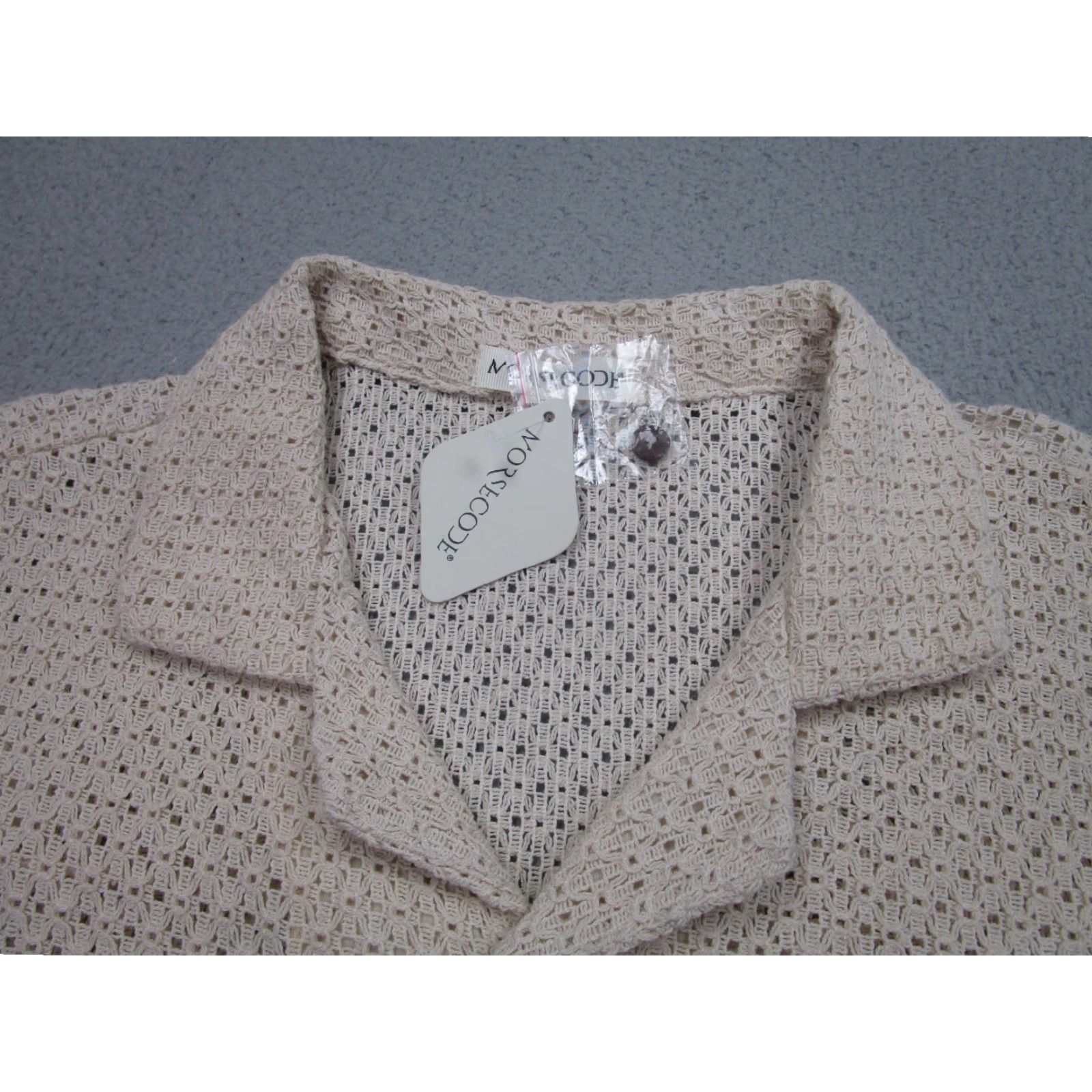 Vintage Morsecode Shirt Mens M Beige Crochet Knit Button up rockabilly indie beach boho Shirt Button-Up Vintage No? Size US M / EU 48-50 / 2 - 4 Thumbnail