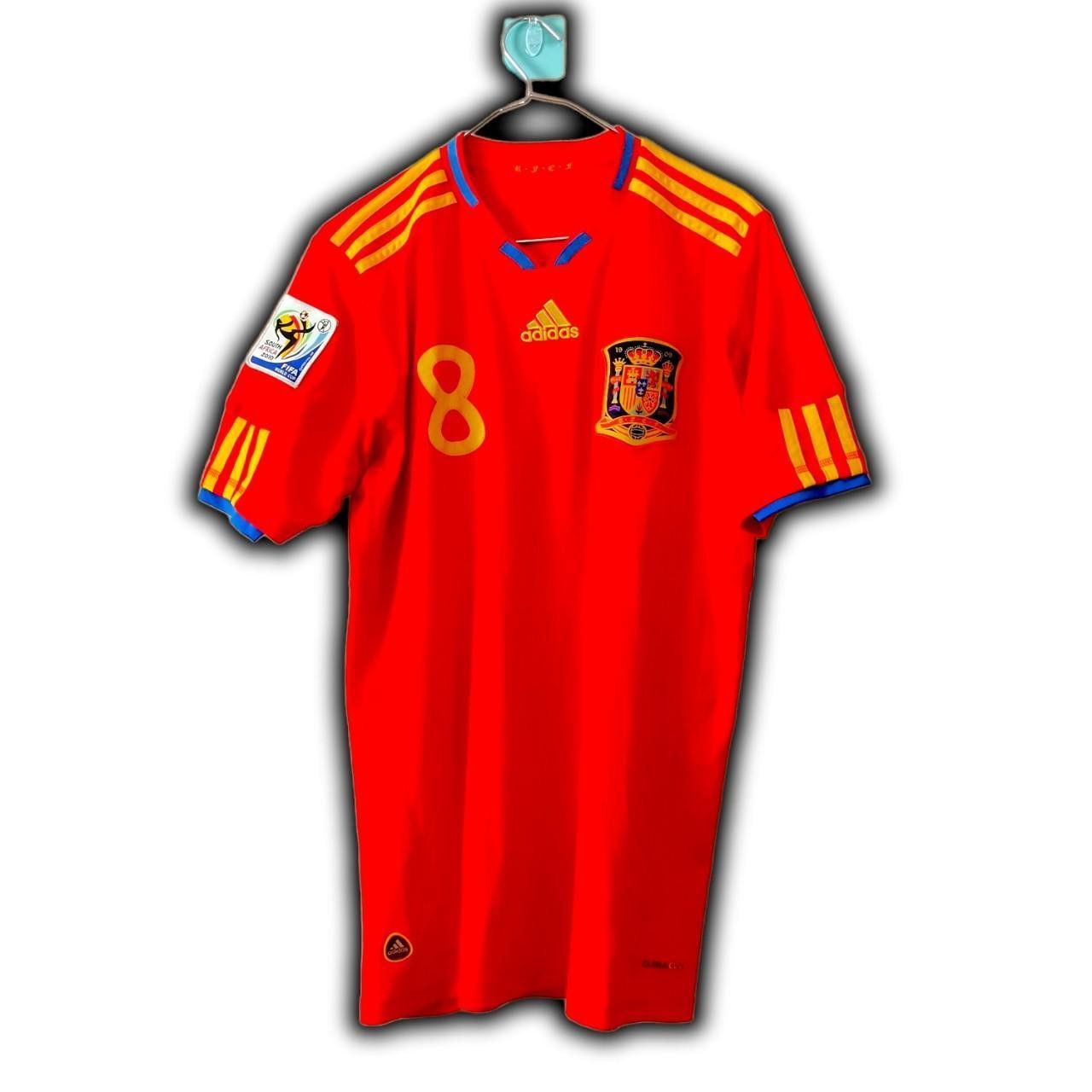 Adidas Spain 2010 2011 Home Shirt Jersey Xavi Barcelona Size US M / EU 48-50 / 2 - 4 Thumbnail
