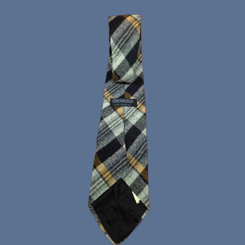 Greats VINTAGE Grenadier Tie Wool Knit Blue Plaid 100% Wool Made In Great Britain Men One Size Blue Plaid Pointed Retro 60s 70s? Size ONE SIZE - 1 Thumbnail