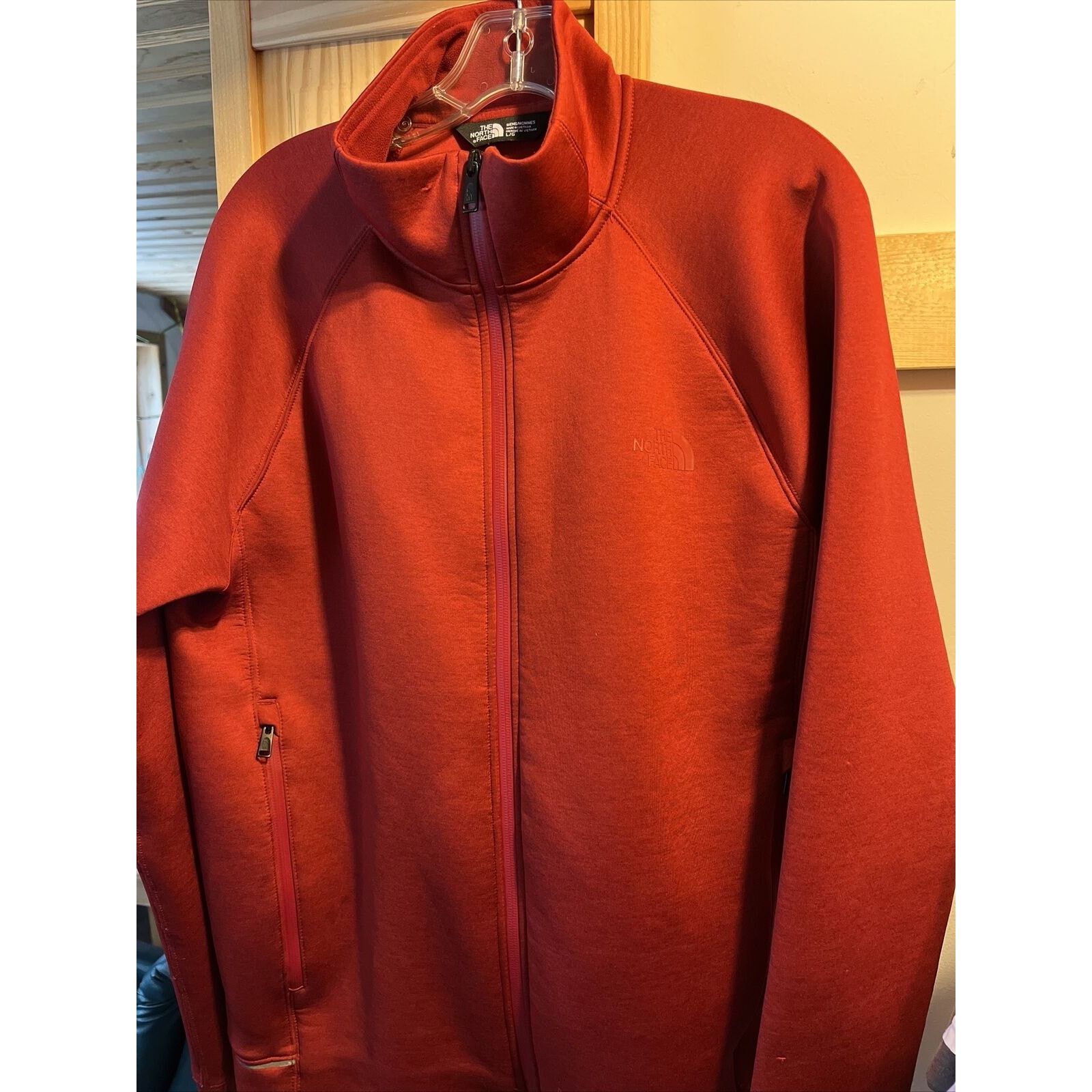 The North Face The North Face Mens L Red Long Sleeve Polyester Blend Jacket Size US L / EU 52-54 / 3 - 7 Thumbnail