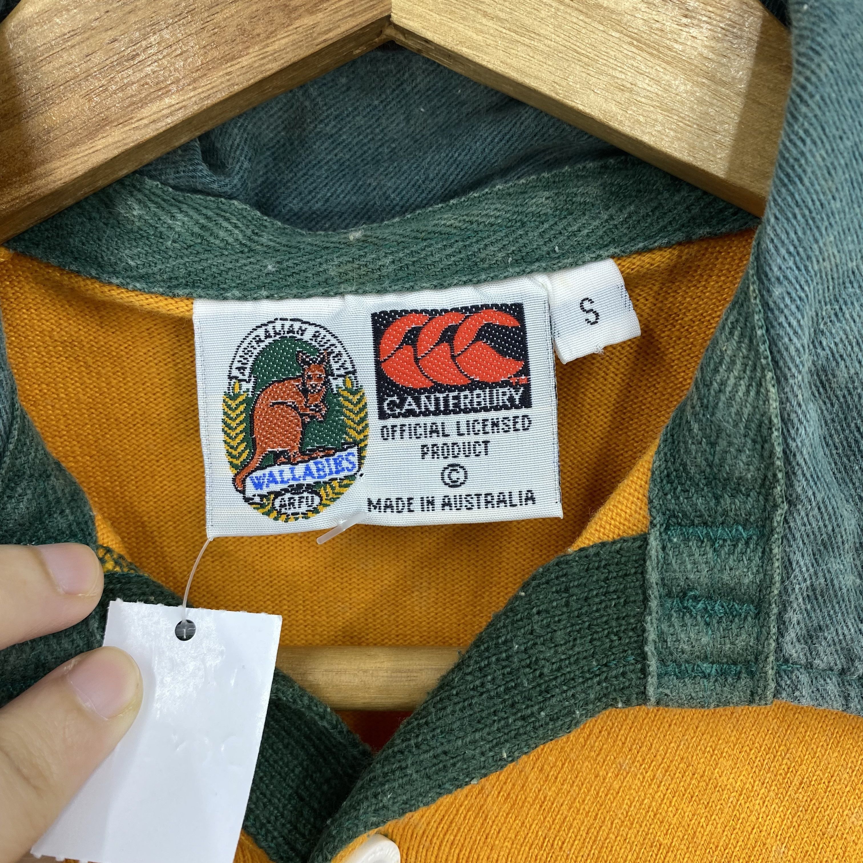 Canterbury of New Zealand Vintage 90s Canterbury Australia Wallabies Rugby Shirt Size US S / EU 44-46 / 1 - 6 Thumbnail