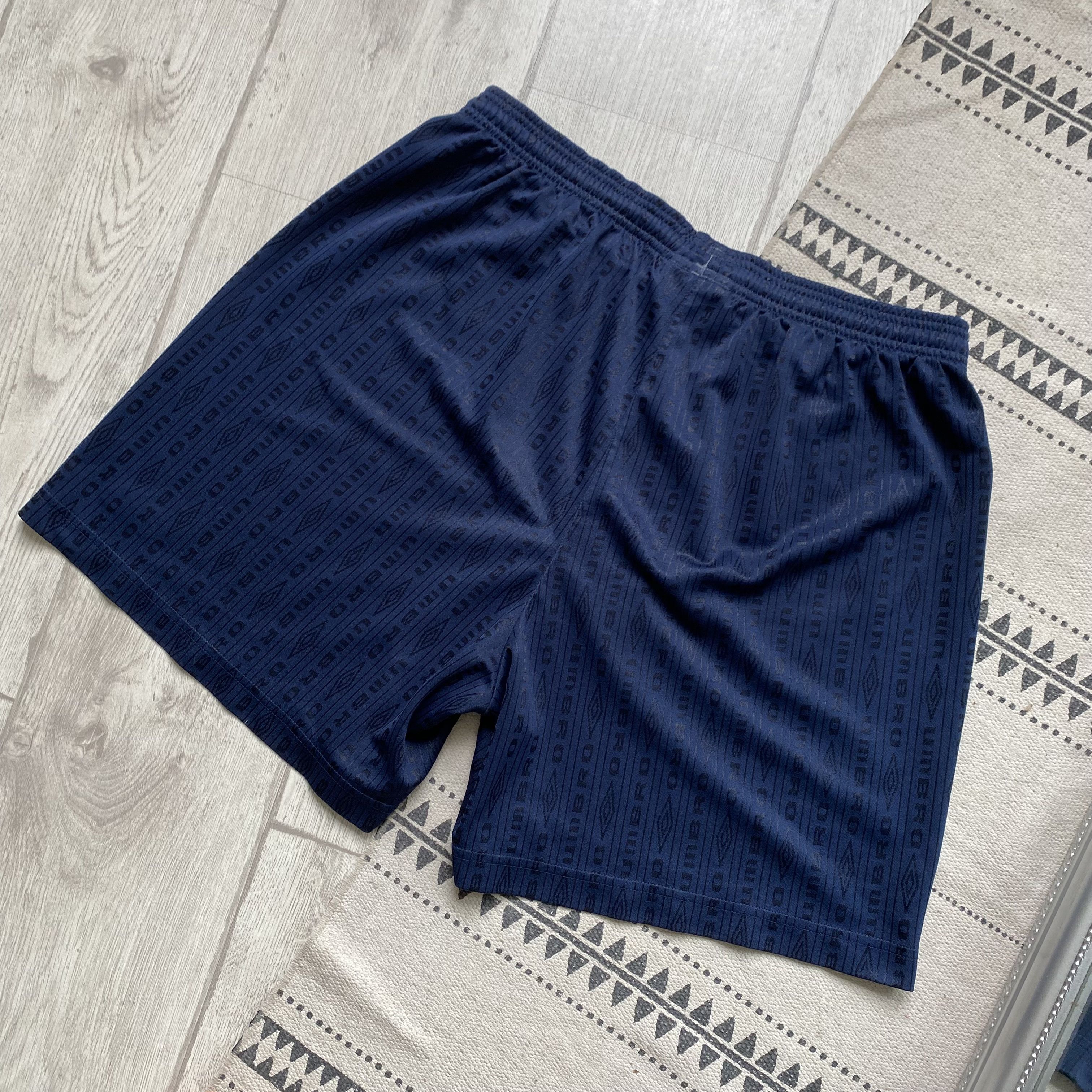 Umbro Vintage 90s Umbro training shorts Monogram Size US 36 / EU 52 - 9 Thumbnail