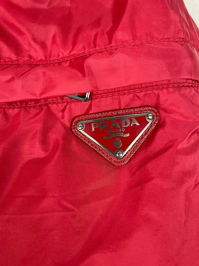 Prada Prada Red And Blue Color Block Metal Triangle Logo Zipper J Size US M / EU 48-50 / 2 - 3 Thumbnail