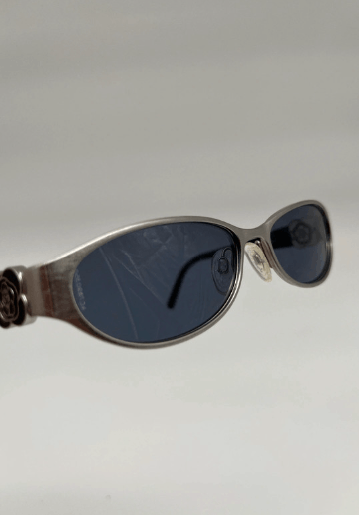 Chanel CHANEL Sunglasses 4166 Rimless Rhinestone 4017 Shields RI832 Size ONE SIZE - 5 Thumbnail