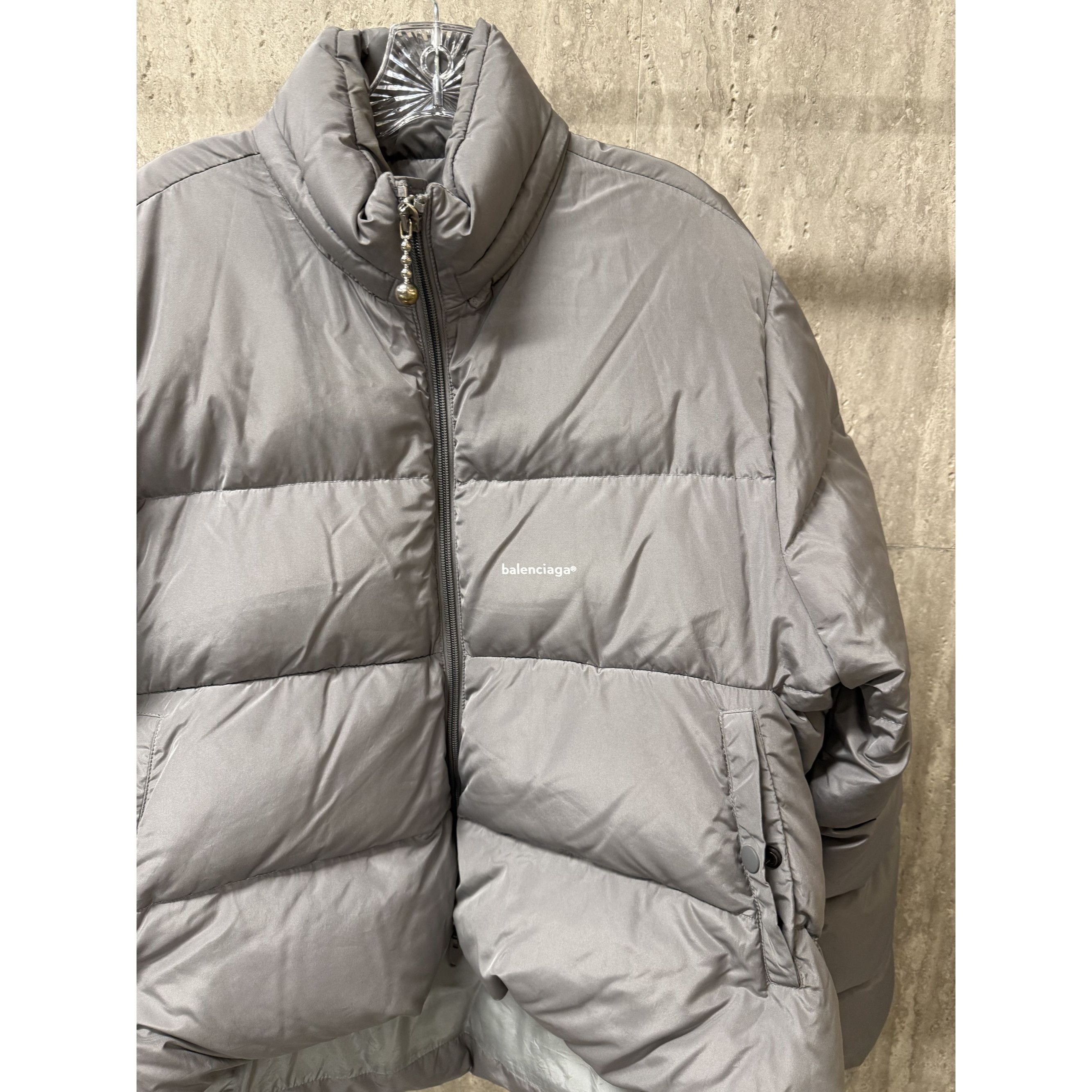 Balenciaga Balenciaga Gray Puffer Jacket With Chain Zipper Pull Polyest Size XL / US 12-14 / IT 48-50 - 3 Thumbnail