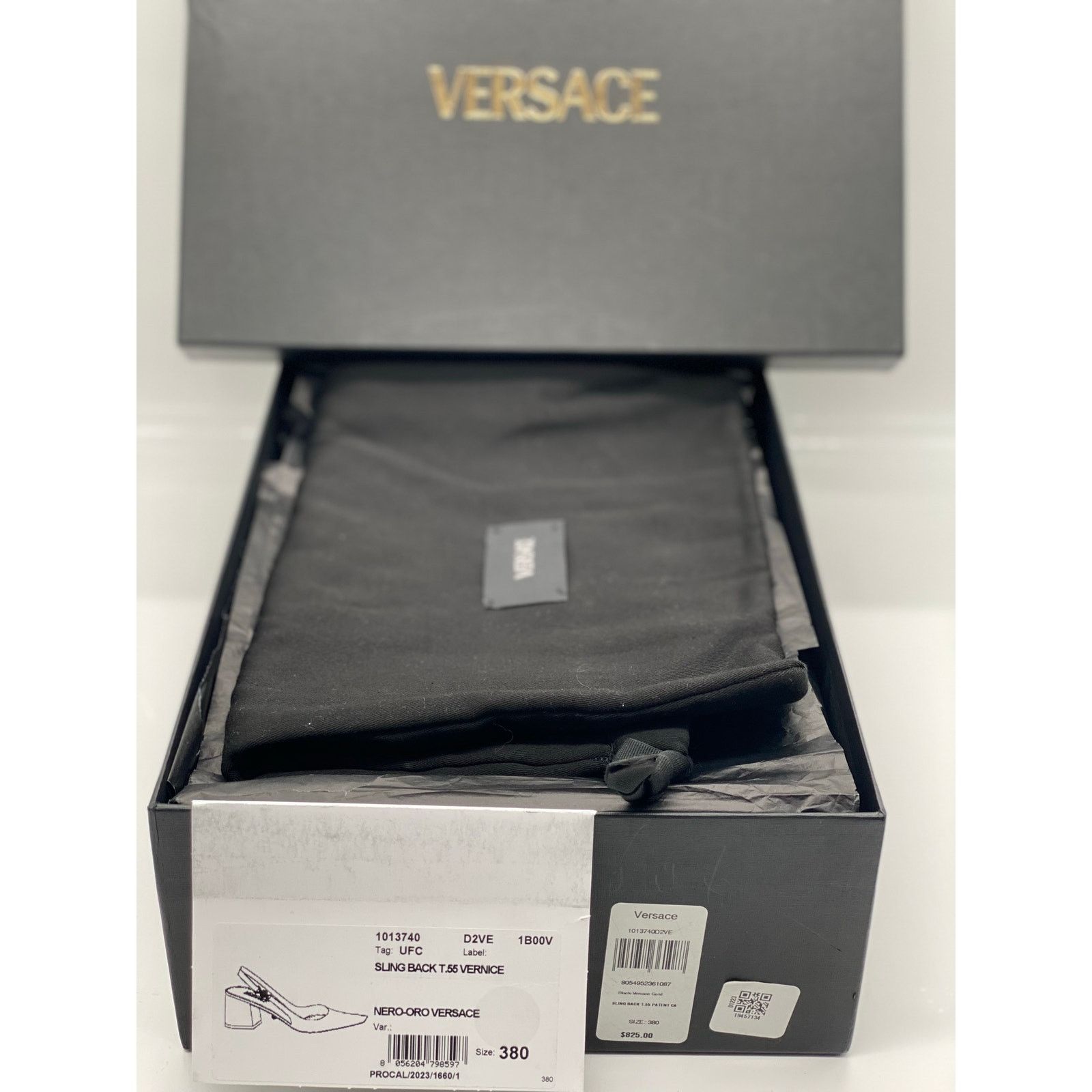 Versace Versace Medusa ’95 Low Block Slingback Pumps sz. 38 Size US 8 / IT 38 - 12 Thumbnail
