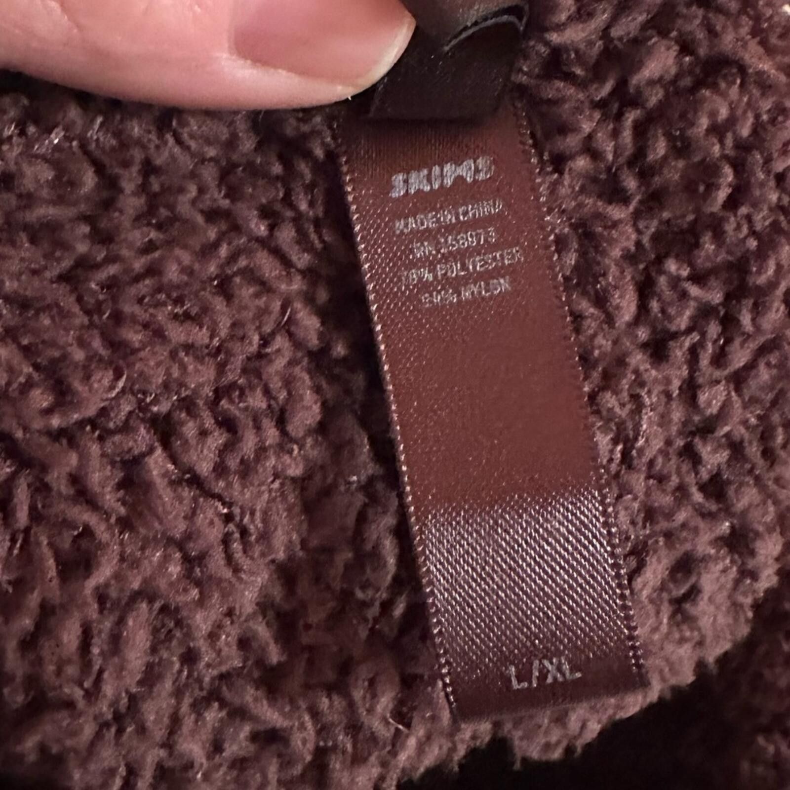 Swims SKIMS Cozy Teddy Shorts in Chocolate Brown Size 36" / US 14 / IT 50 - 4 Thumbnail