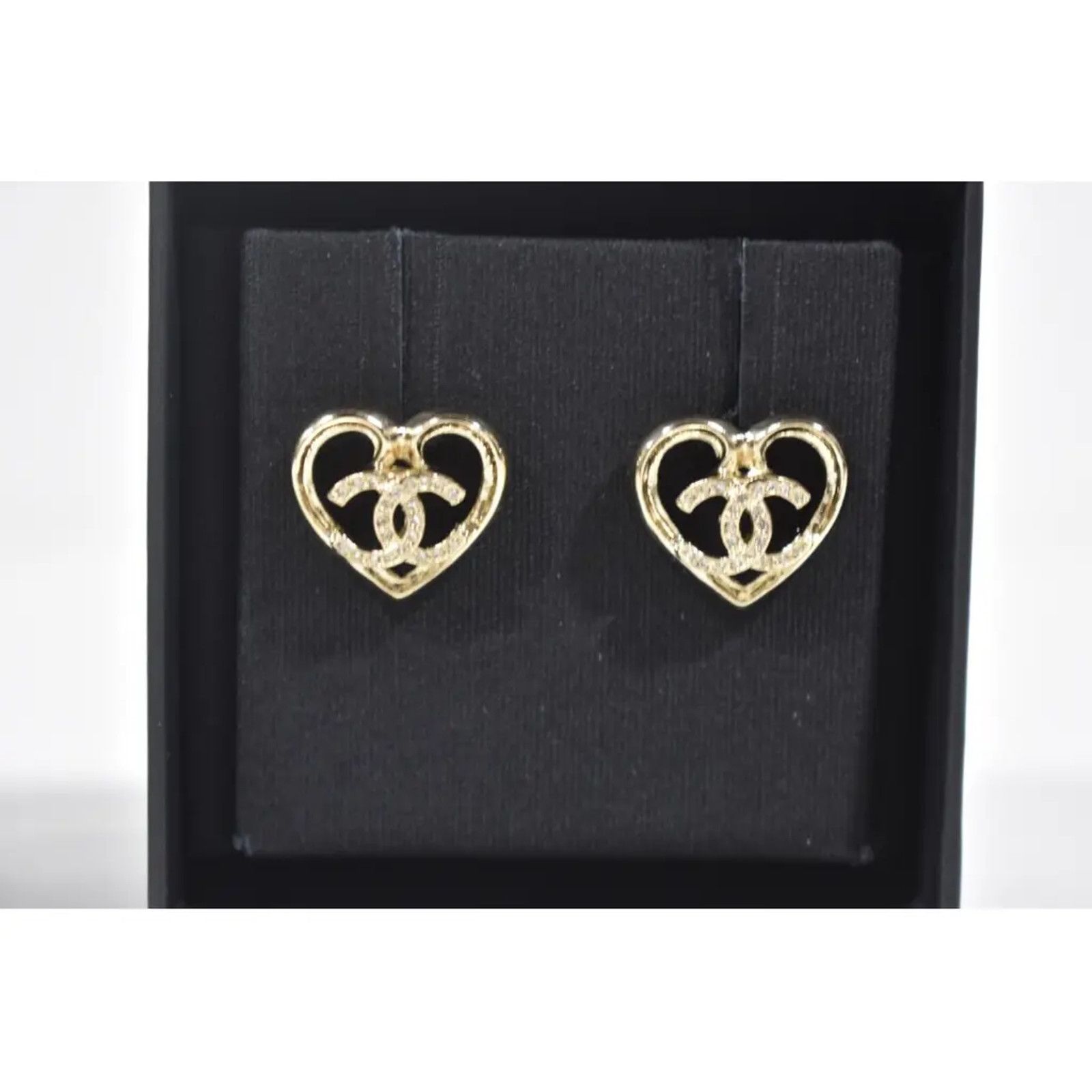 Chanel Chanel Gold Crystal Heart Interlocking Statement Earrings Size ONE SIZE - 4 Thumbnail