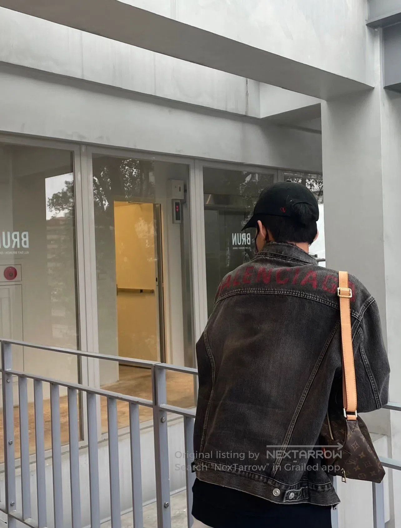 Balenciaga Balenciaga Distressed Washed Denim Jacket. Size US S / EU 44-46 / 1 - 9 Thumbnail
