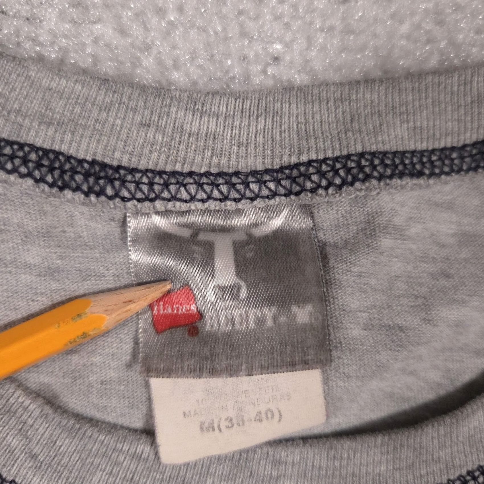Hanes Pinnacle University Alumni Shirt Mens Medium Sleeveless Cutoff Tee Hanes Sports Gray College University T-Shirt Sleeveless 90s (if applicable) Size US M / EU 48-50 / 2 - 7 Thumbnail