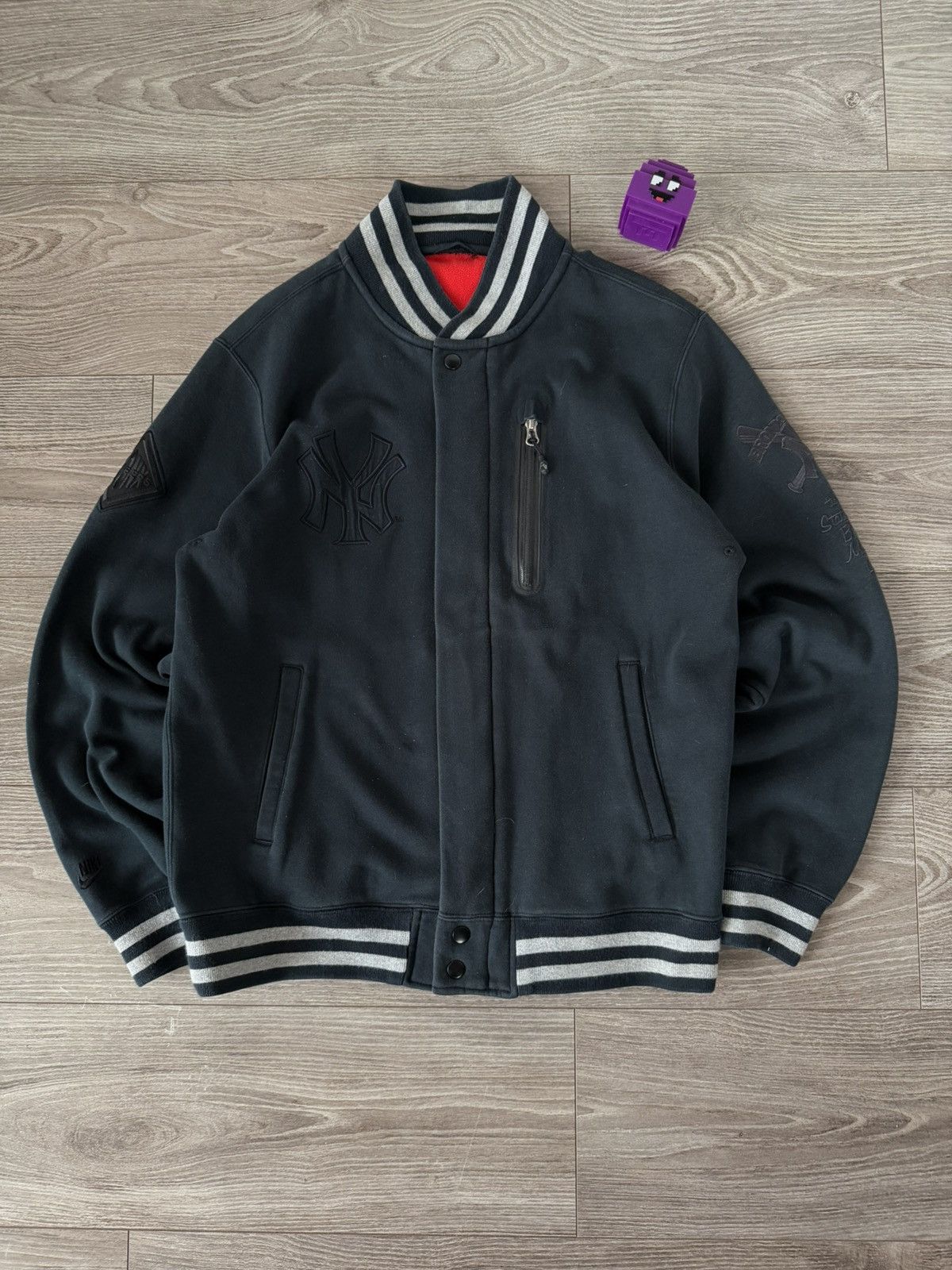Nike Rare Nike x New York Yankees Embroidered Big Logo Bomber JKT Size US M / EU 48-50 / 2 - 6 Thumbnail