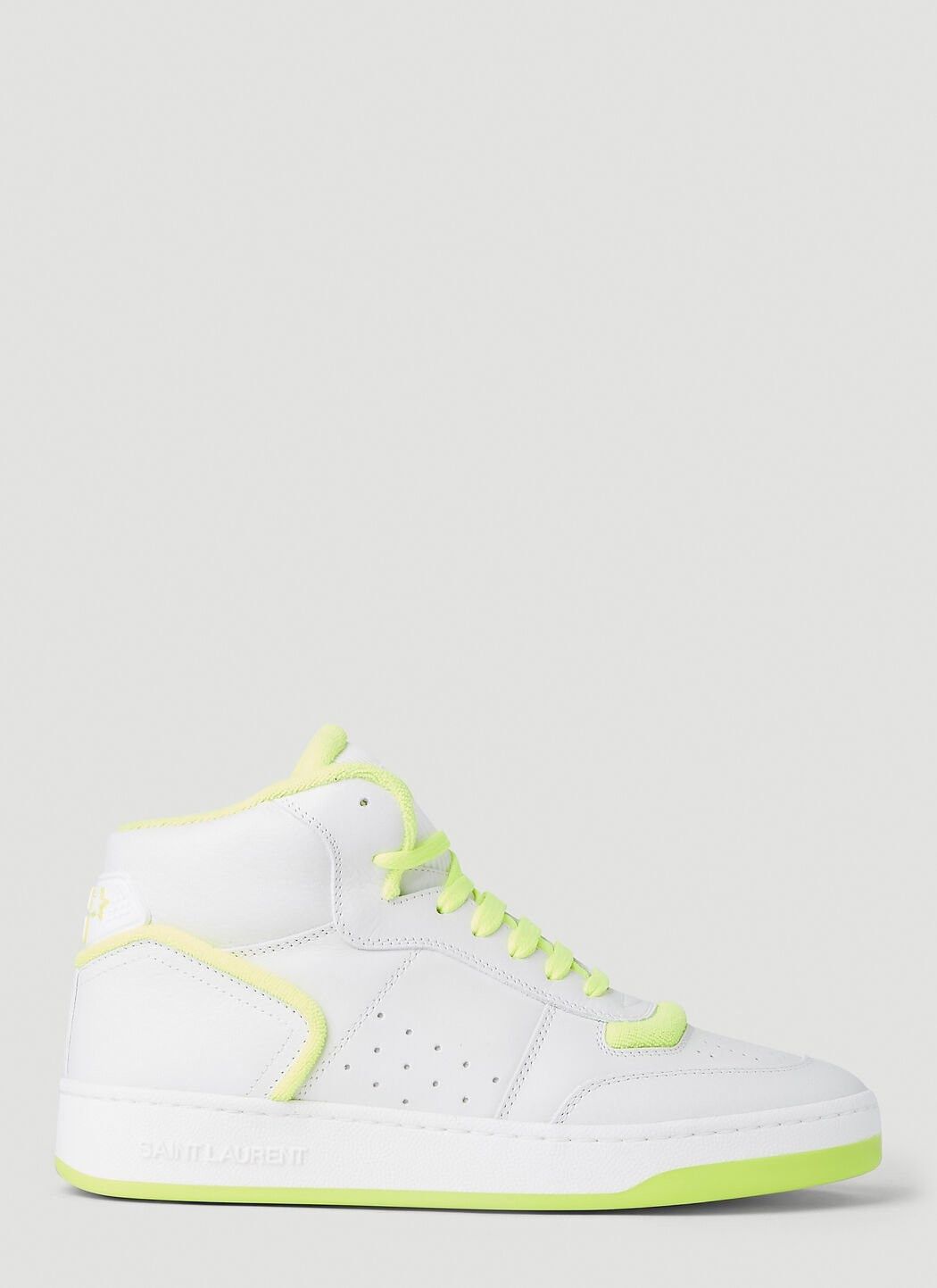 o1tp1o0325 Mid Top Sneaker in White