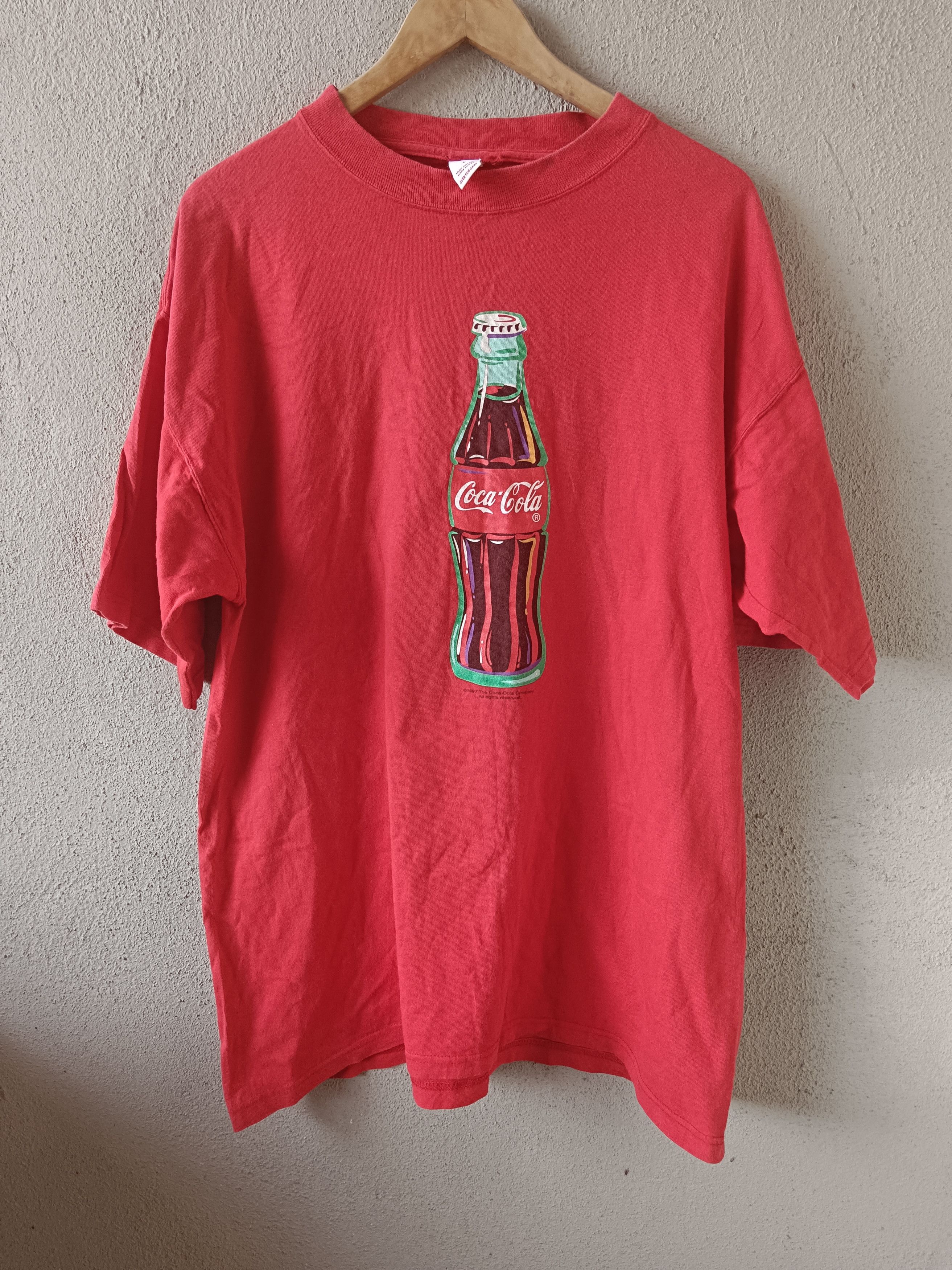Coca Cola × Vintage Vtg 90s Coca cola T-shirt size L Made in usa Size US L / EU 52-54 / 3 - 1 Thumbnail
