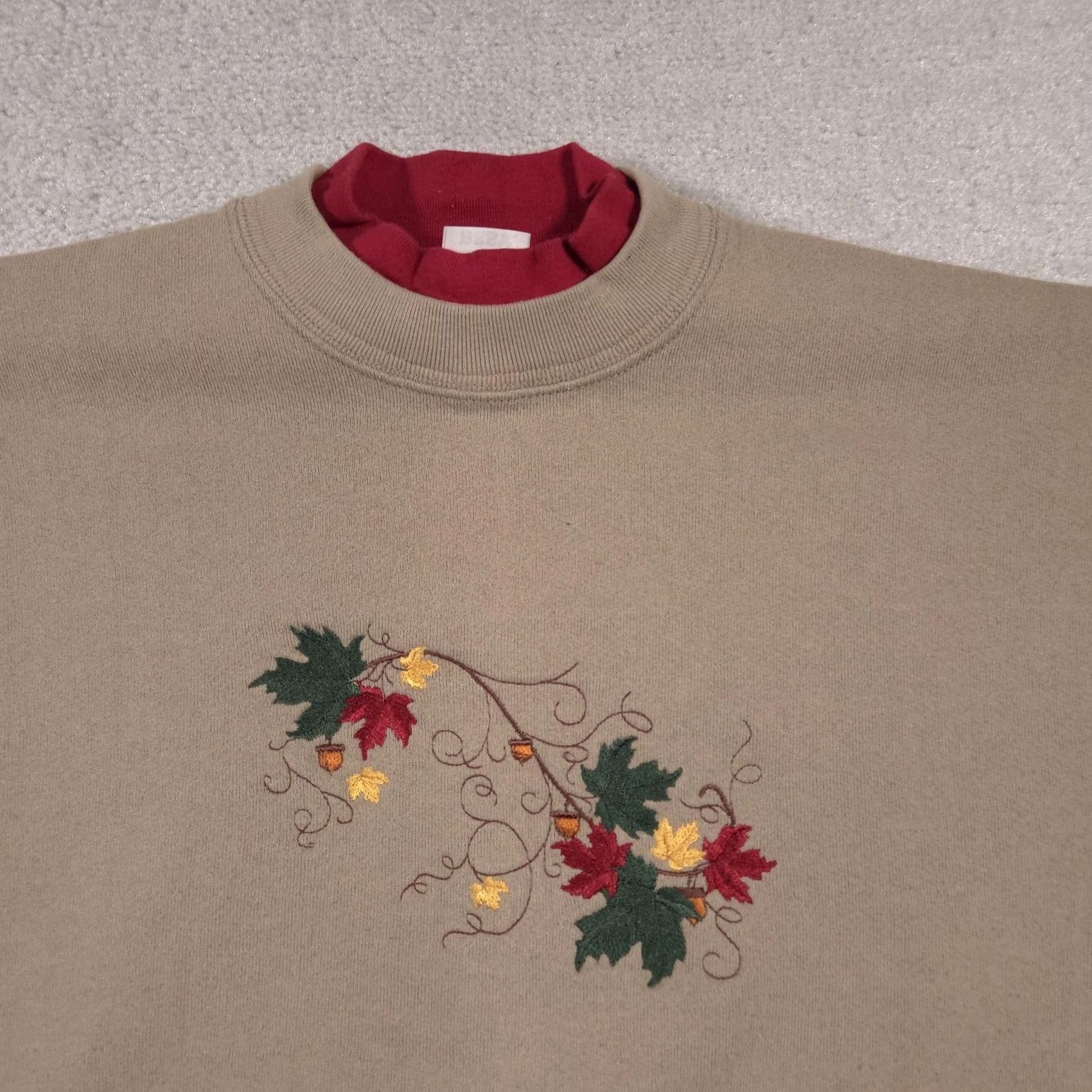 Fruit Of The Loom VINTAGE Fruit of the Loom Sweatshirt Womens XL Beige Embroidered Leaf Acorn Fall Pullover Crew Mens Size XL / US 12-14 / IT 48-50 - 3 Thumbnail