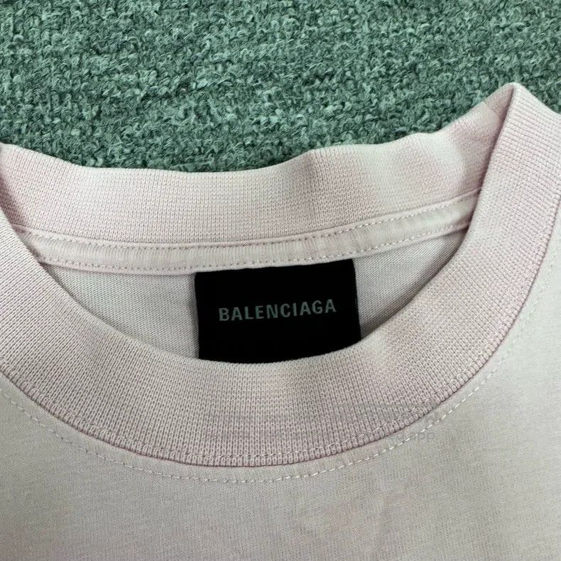 Balenciaga Balenciaga Pink college-style t-shirt with badge print and Size US XS / EU 42 / 0 - 5 Thumbnail