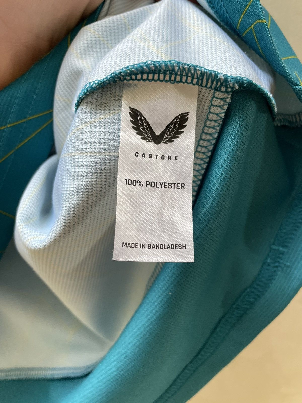 Castore Wolverhampton away 2022 2023 Castore Soccer Jersey shirt Size US XL / EU 56 / 4 - 10 Thumbnail