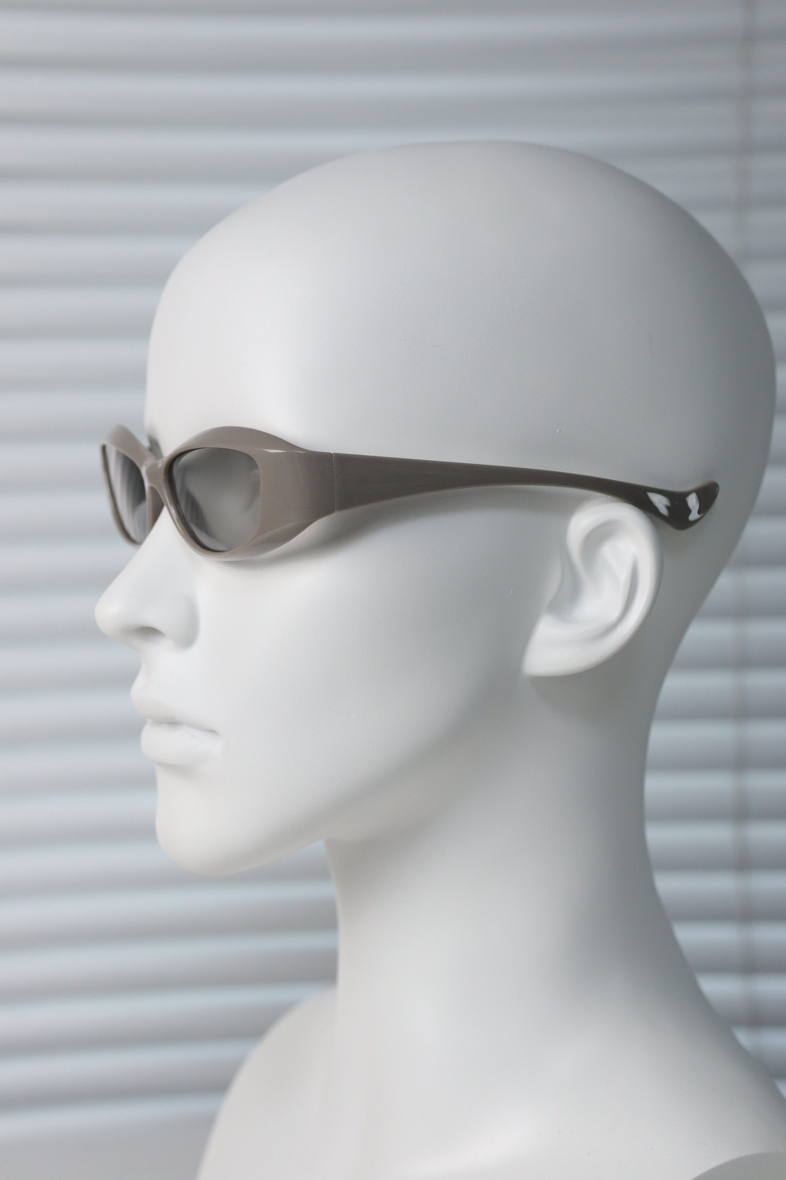 Japanese Brand Rare Vtg Y2k Avant Garde Round Sunglasses Grey Unisex OS Size ONE SIZE - 6 Thumbnail
