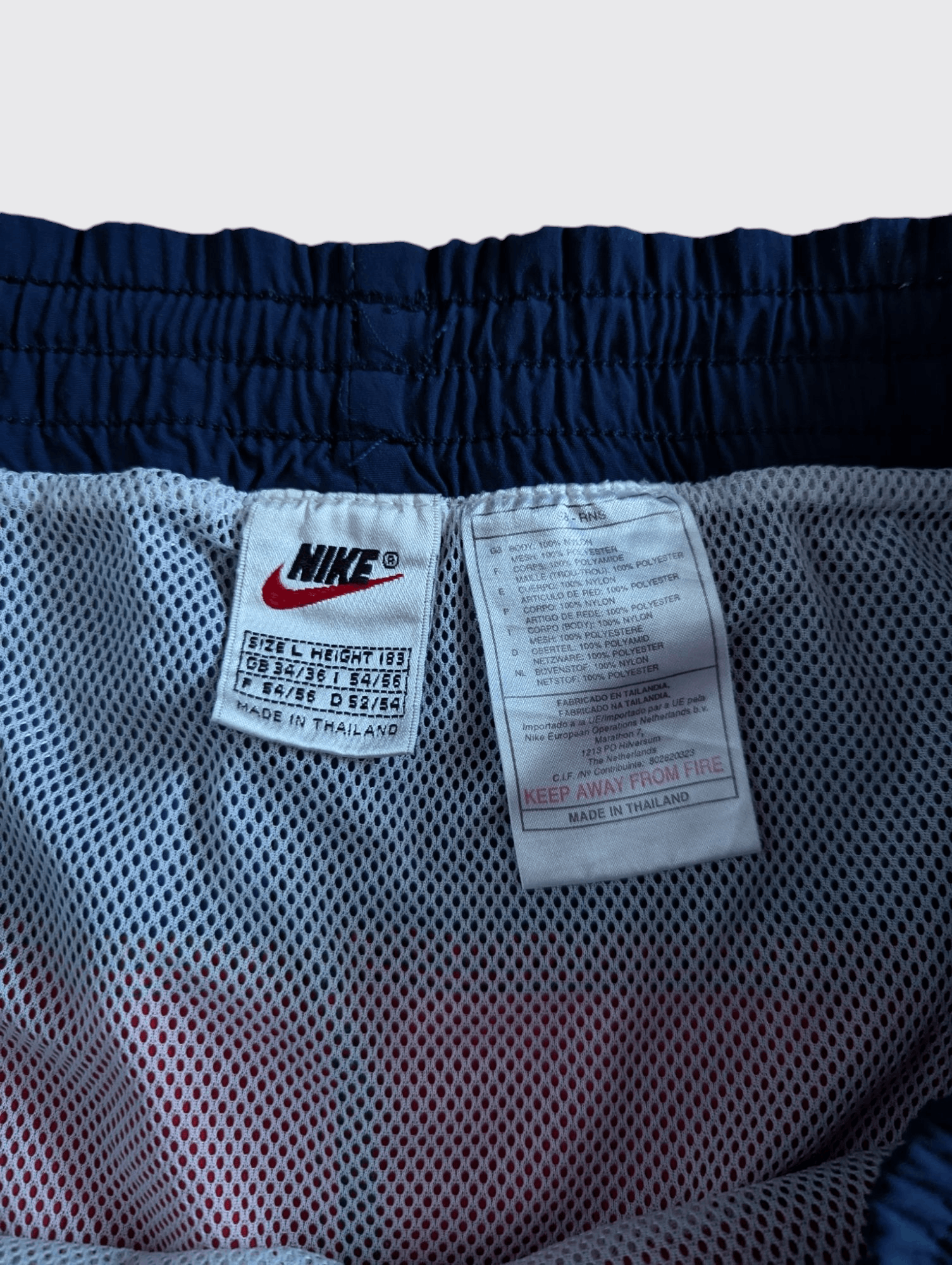 Nike Nike Vintage Nylon Big Swoosh Shorts L Size US 33 - 10 Thumbnail
