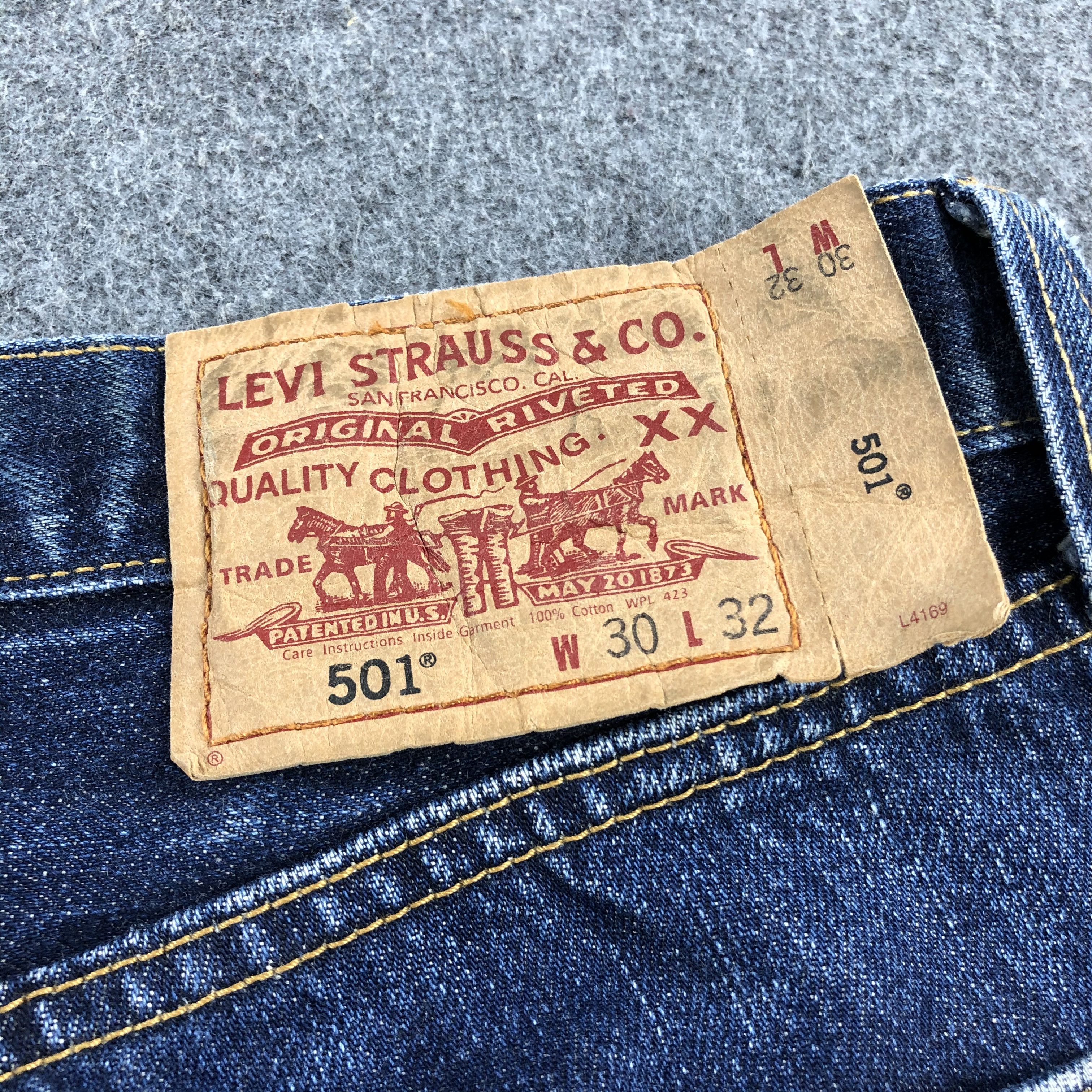 Levi's Vintage Blue Wash Levis 501 Jeans-J1782 Size US 31 - 5 Thumbnail