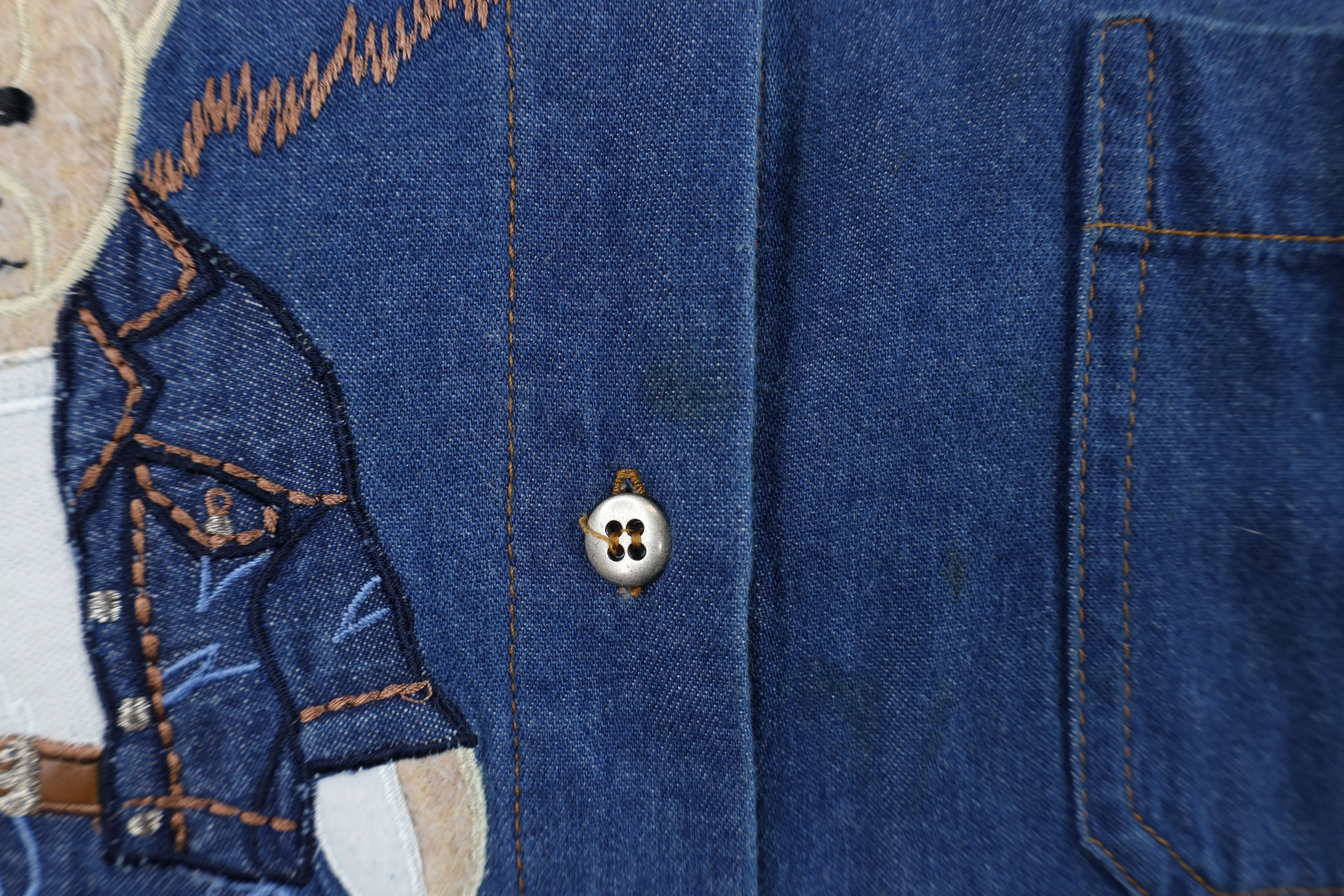 Vintage Vintage 90s Streetwear Bear Denim Jean Button Shirt Size M / US 6-8 / IT 42-44 - 5 Thumbnail