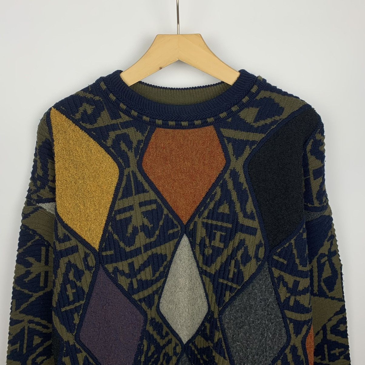 Carlo Colucci Vintage Carlo Colucci 3D Knit Wool Sweater Geometric Size 52 Size US L / EU 52-54 / 3 - 2 Thumbnail