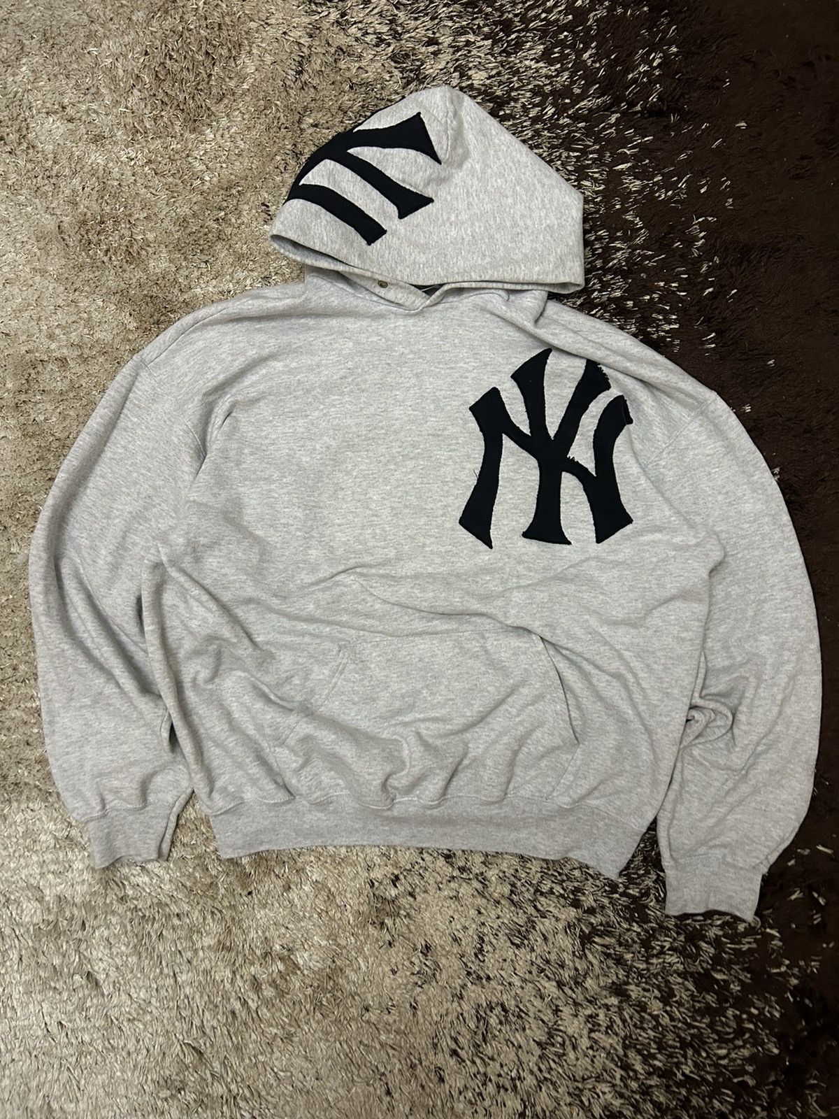 Vintage Costum made NY logo hoodie Size US XXL / EU 58 / 5 - 1 Thumbnail