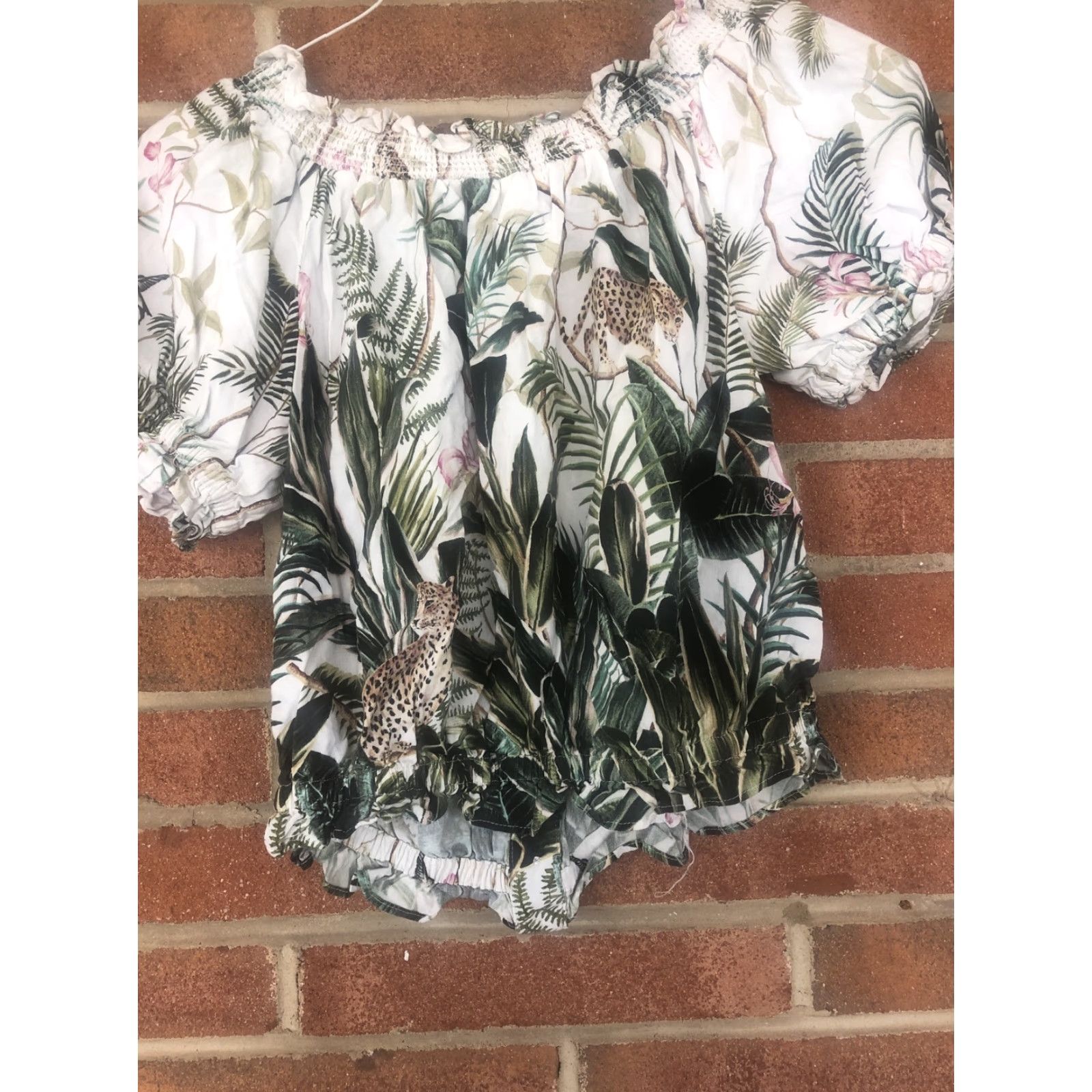 H&M H&M Womens 6 Blouse Short Sleeve Button Cold Shoulder Multicolor Animal Print Cotton Spandex Size 28" / US 6 / IT 42 - 4 Thumbnail