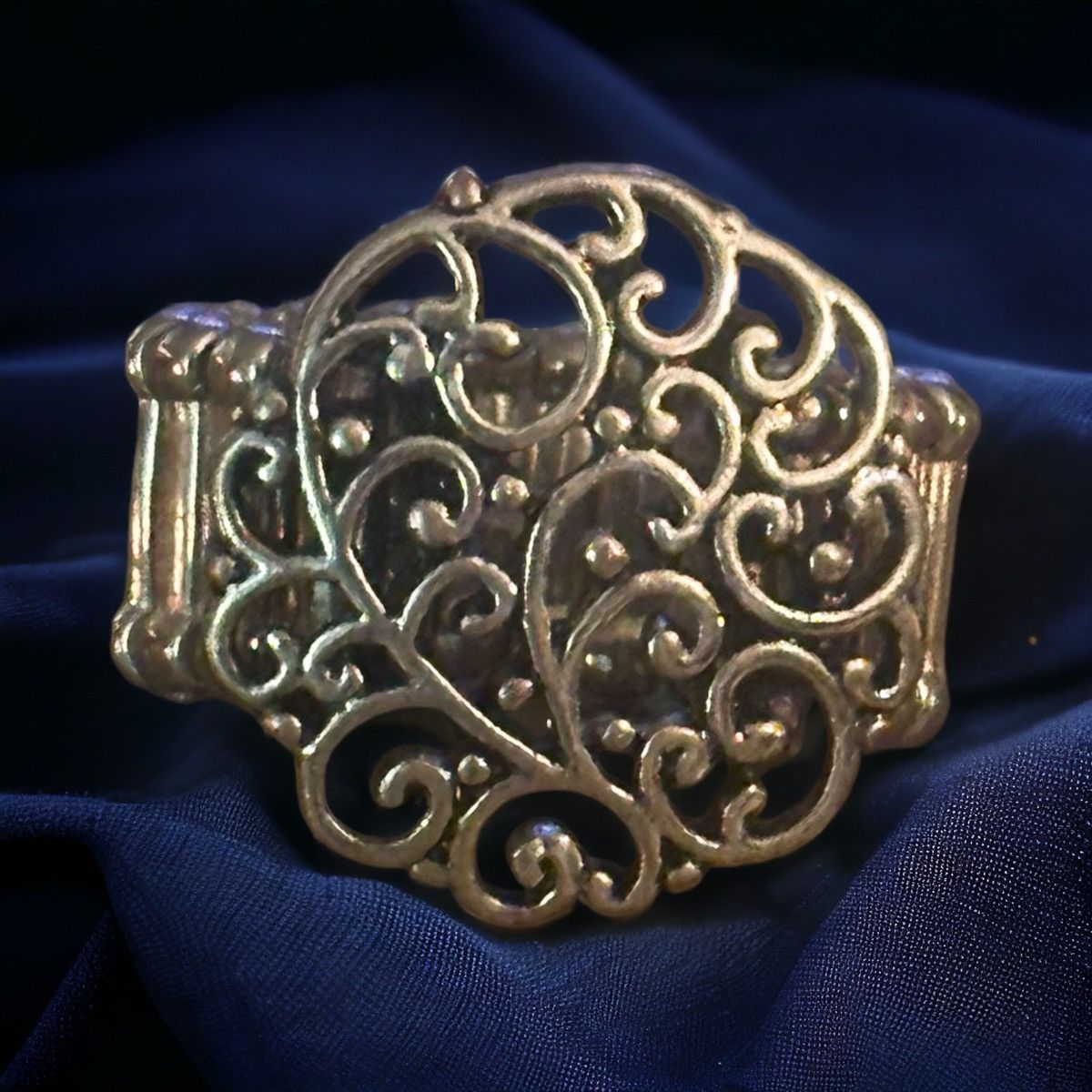 Other Silver tone filigree stretch ring Size ONE SIZE - 1 Thumbnail
