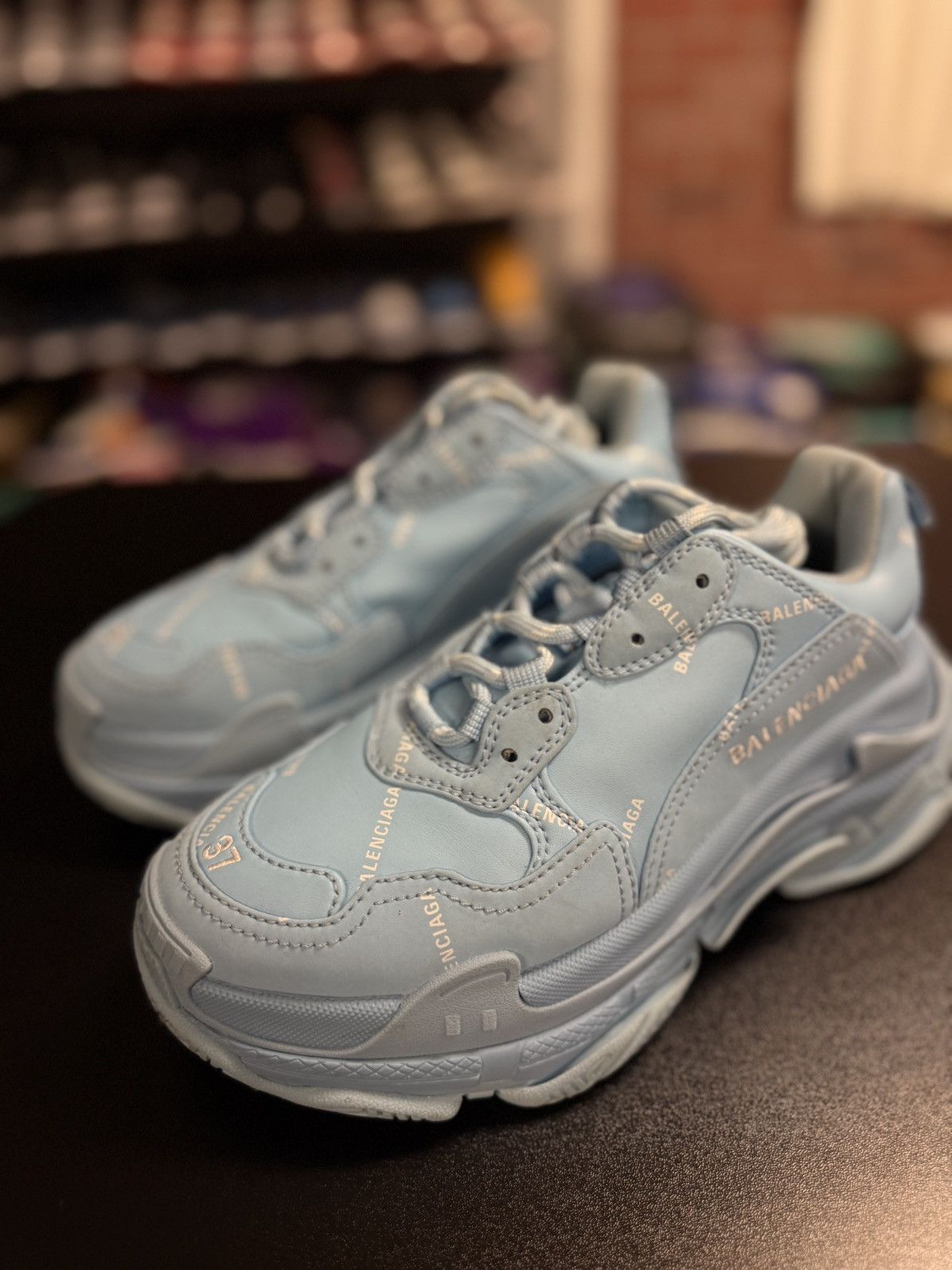 Balenciaga Balenciaga Tripple S Blue Size 37EU/7US Clean Condition 🧼 Size US 7 / IT 37 - 8 Thumbnail
