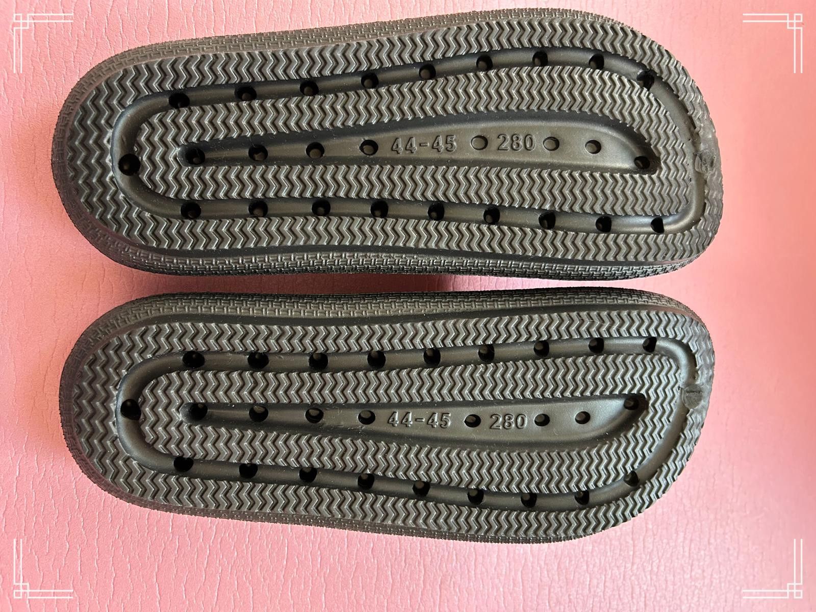 Designer Unisex Black Flip-Flops Size 44-45 Size US 10.5 / EU 43-44 - 2 Thumbnail