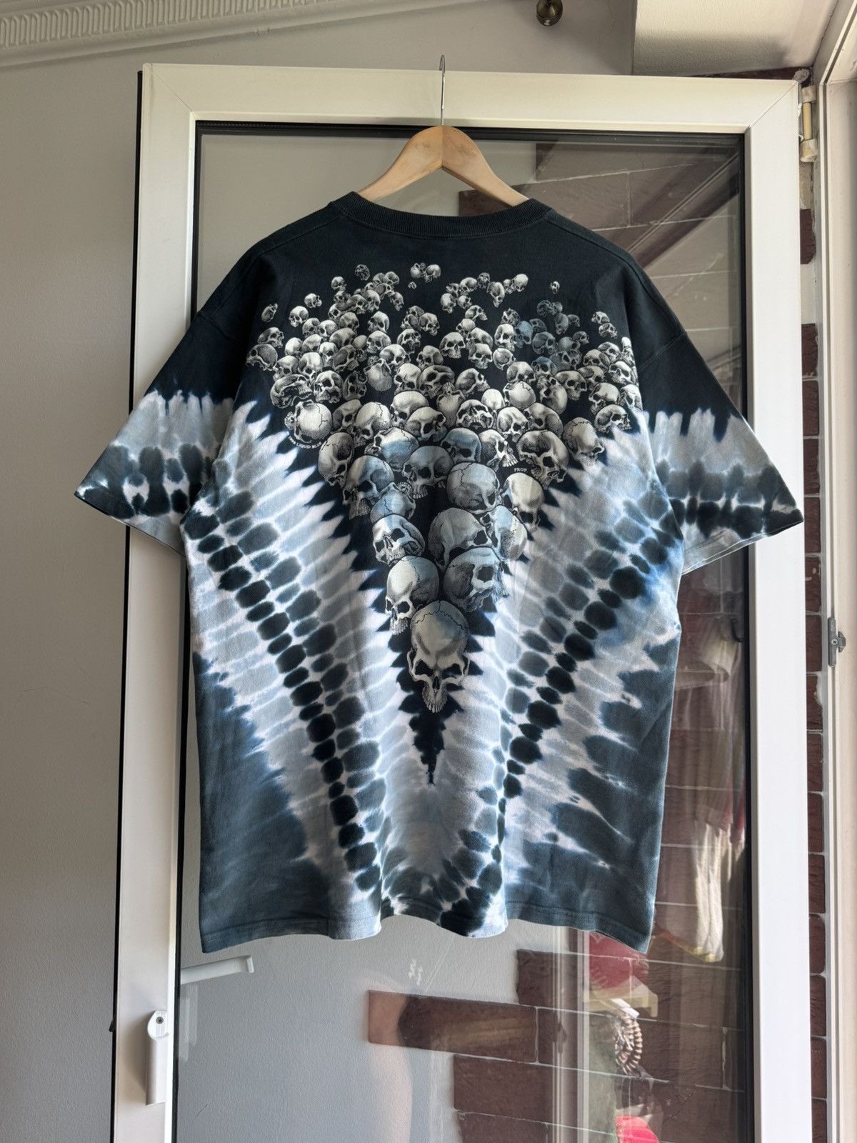 Liquid Blue Vintage Liquid Blue Prof 1998 Field Skull Tie Dye Tee Size US XL / EU 56 / 4 - 5 Thumbnail