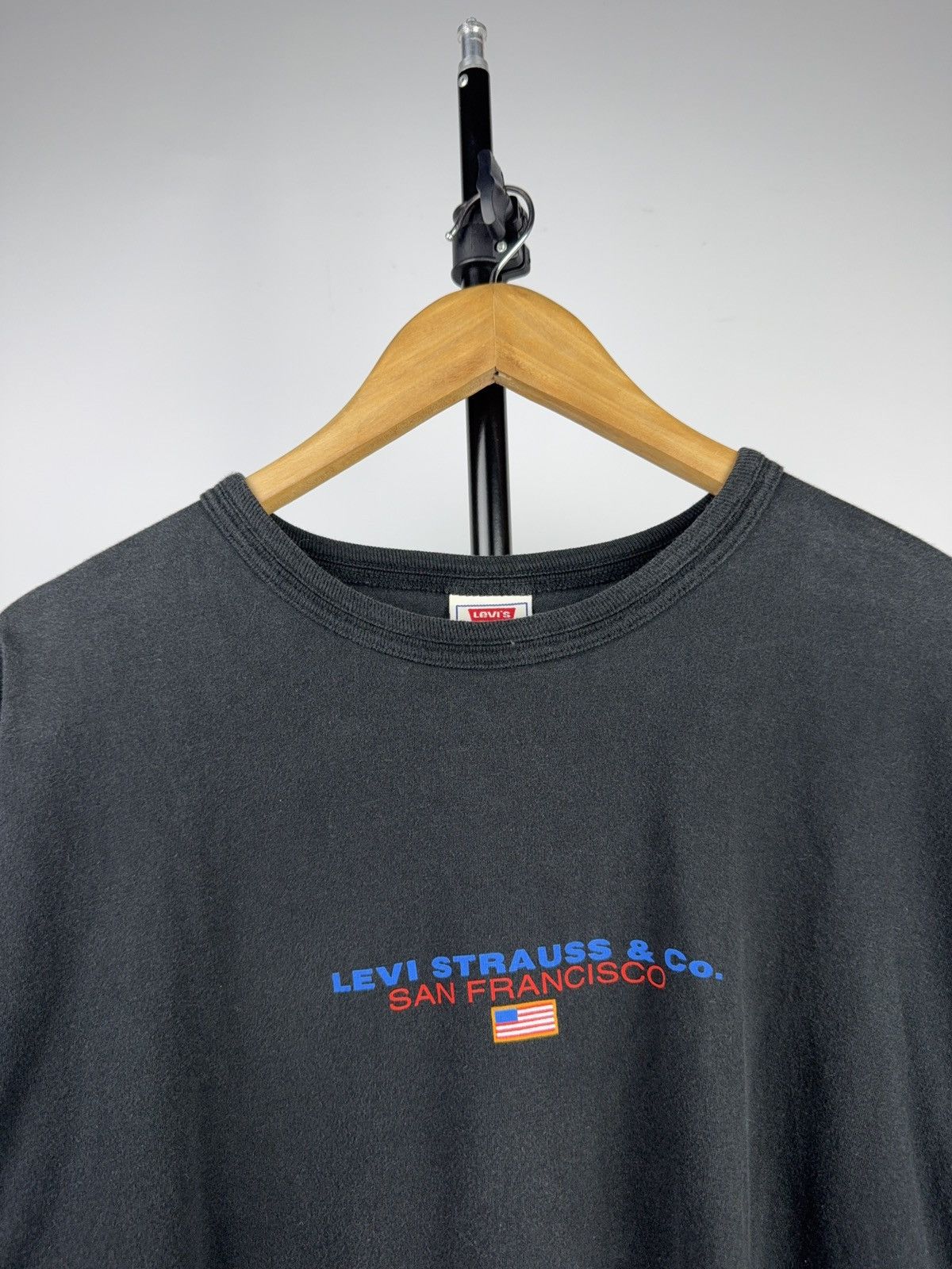 Levi's Vintage Clothing Vintage 90s Levi’s San Francisco Flag Logo T-Shirt Men’s L Size US L / EU 52-54 / 3 - 2 Thumbnail
