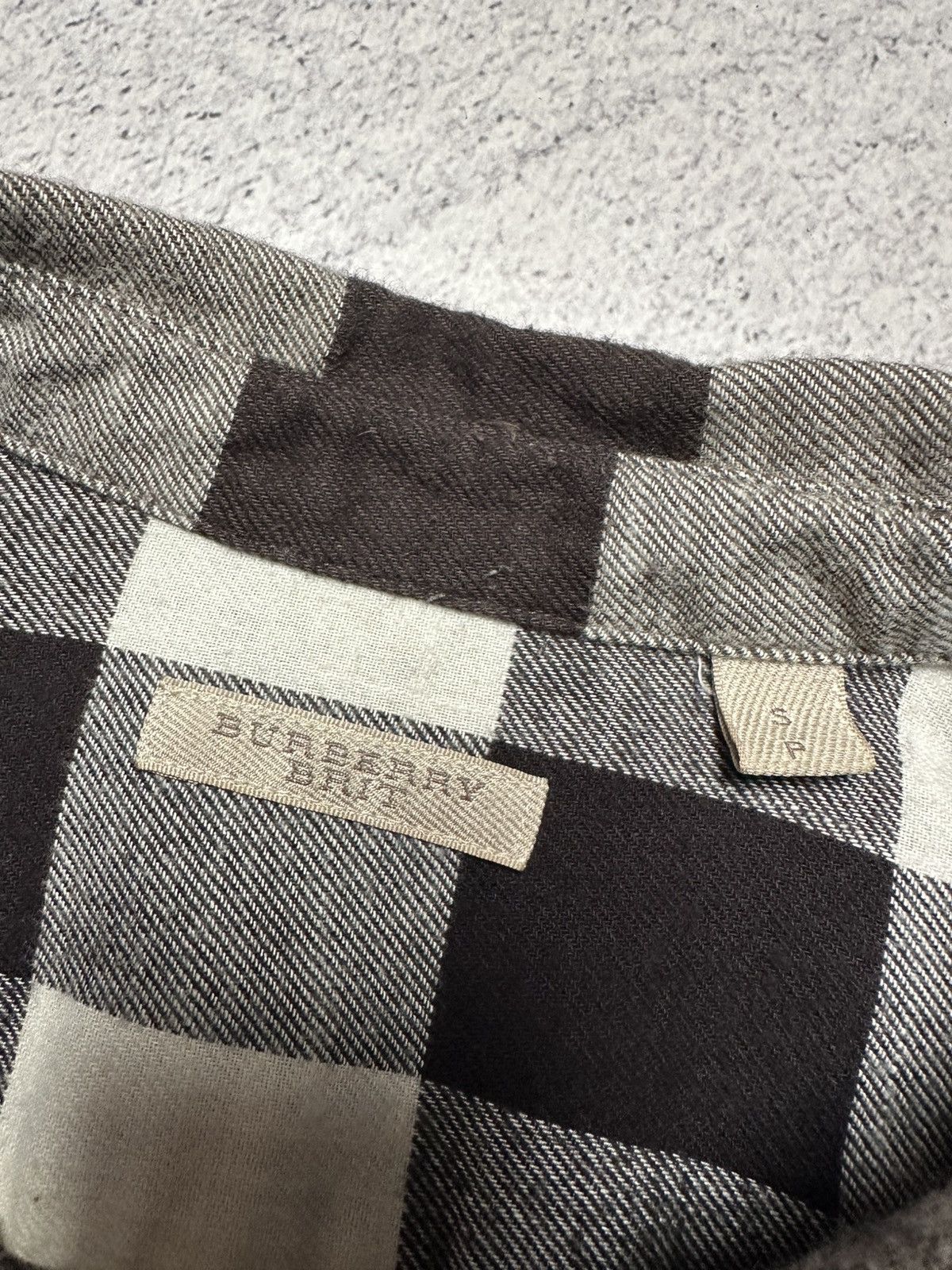 Burberry Burberry Brit Gray Shirt Nova Check Long Sleeve Tartan Shirt Size US S / EU 44-46 / 1 - 10 Thumbnail