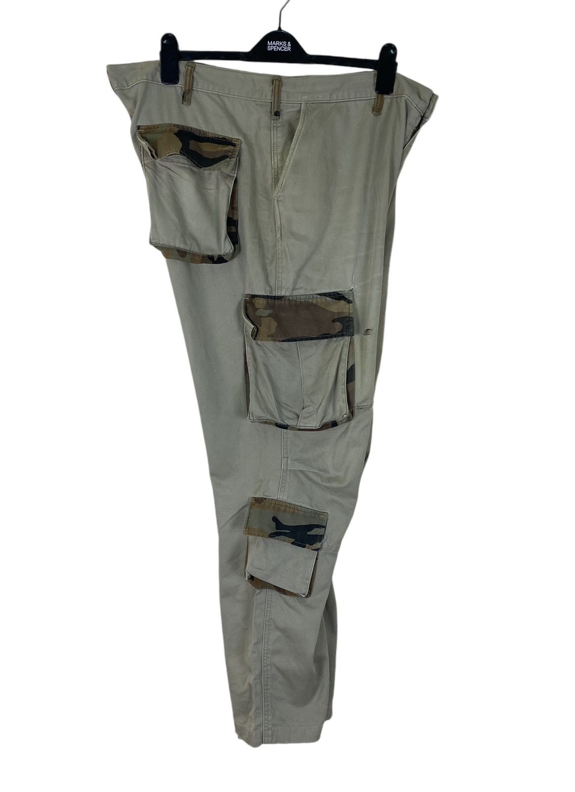 Japanese Brand Oversize Japanese Brand Multi Pocket Camo Cargo Pants Size US 40 / EU 56 - 14 Thumbnail
