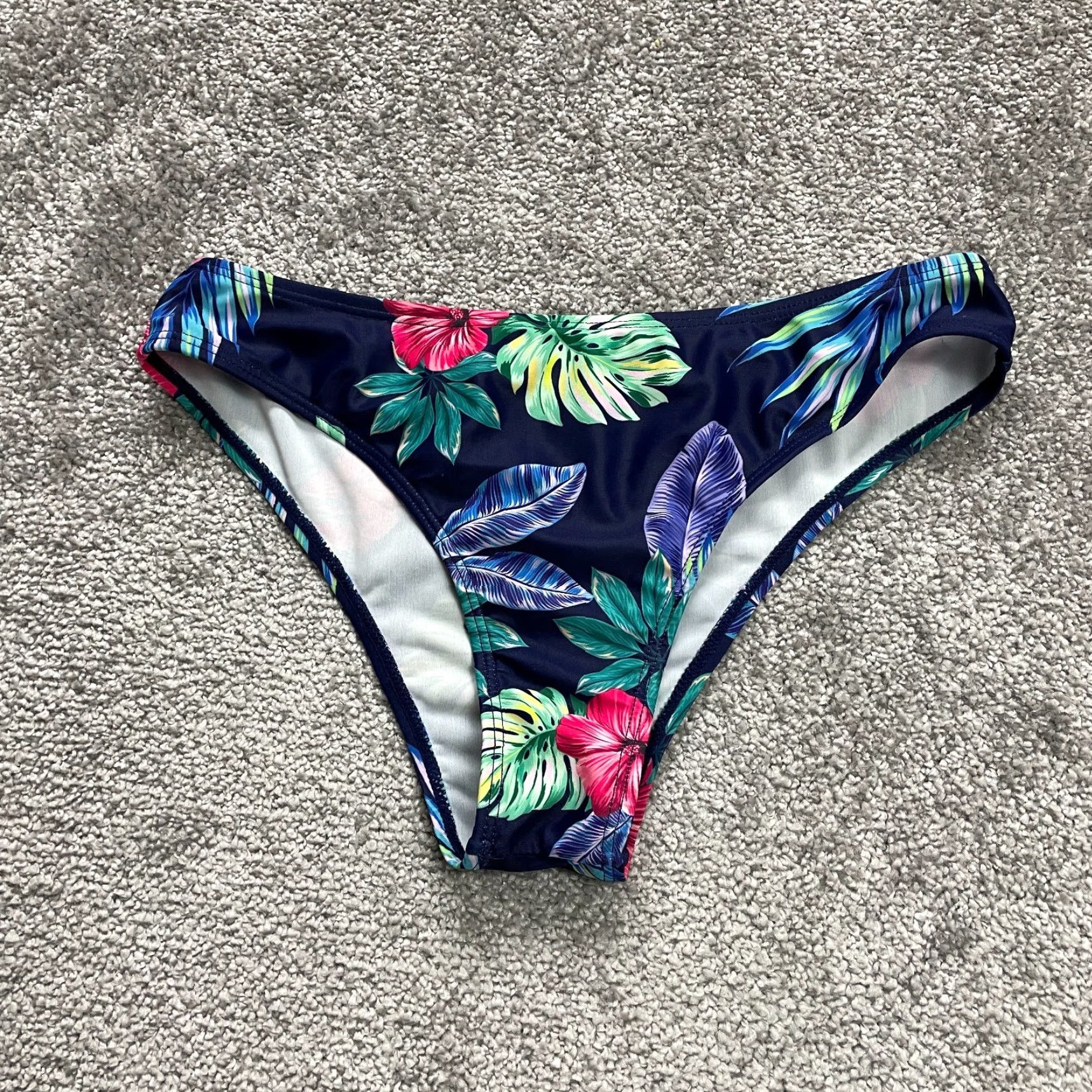 Shein SheIn Bikini Bottom Womens Small Multicolor Floral Mid Rise Summer Beach Pool Size 28" / US 6 / IT 42 - 2 Thumbnail