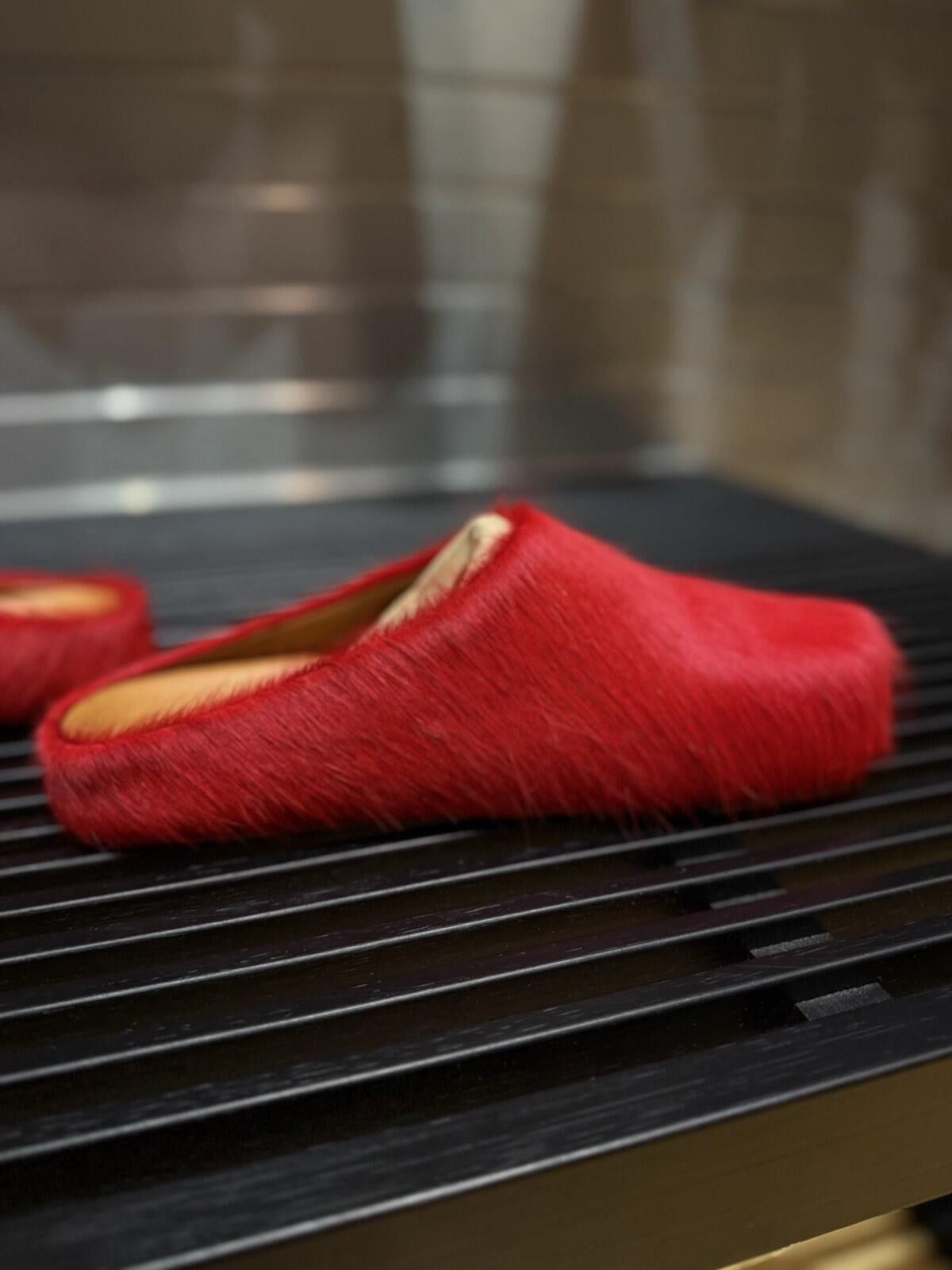 Marni MARNI Red Fur Platform Slides Men’s 9US/42EU 100% Authentic Size US 9 / EU 42 - 10 Thumbnail