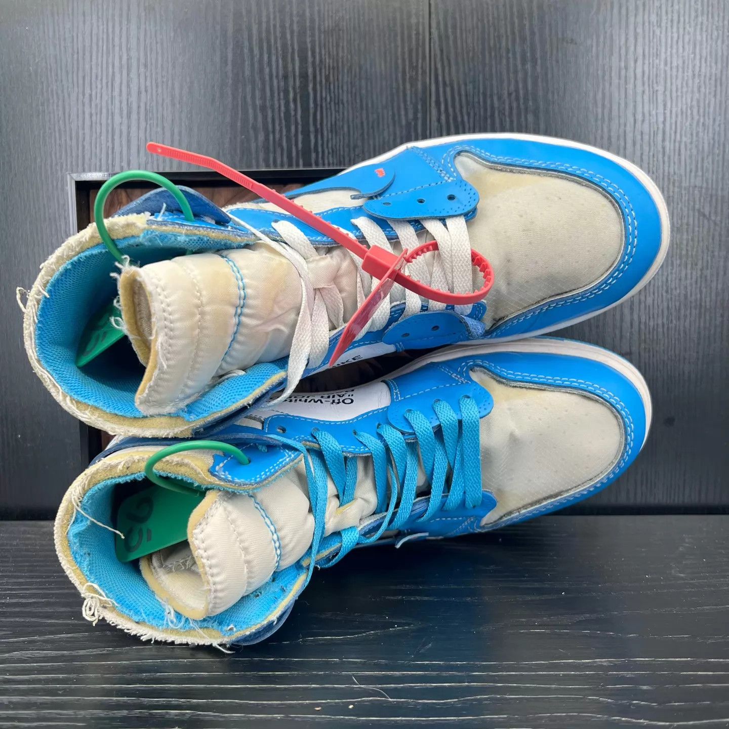 Off-White OW x AJ1 University Blue 43 Good Condition Boxed Size US 10 / EU 43 - 2 Thumbnail