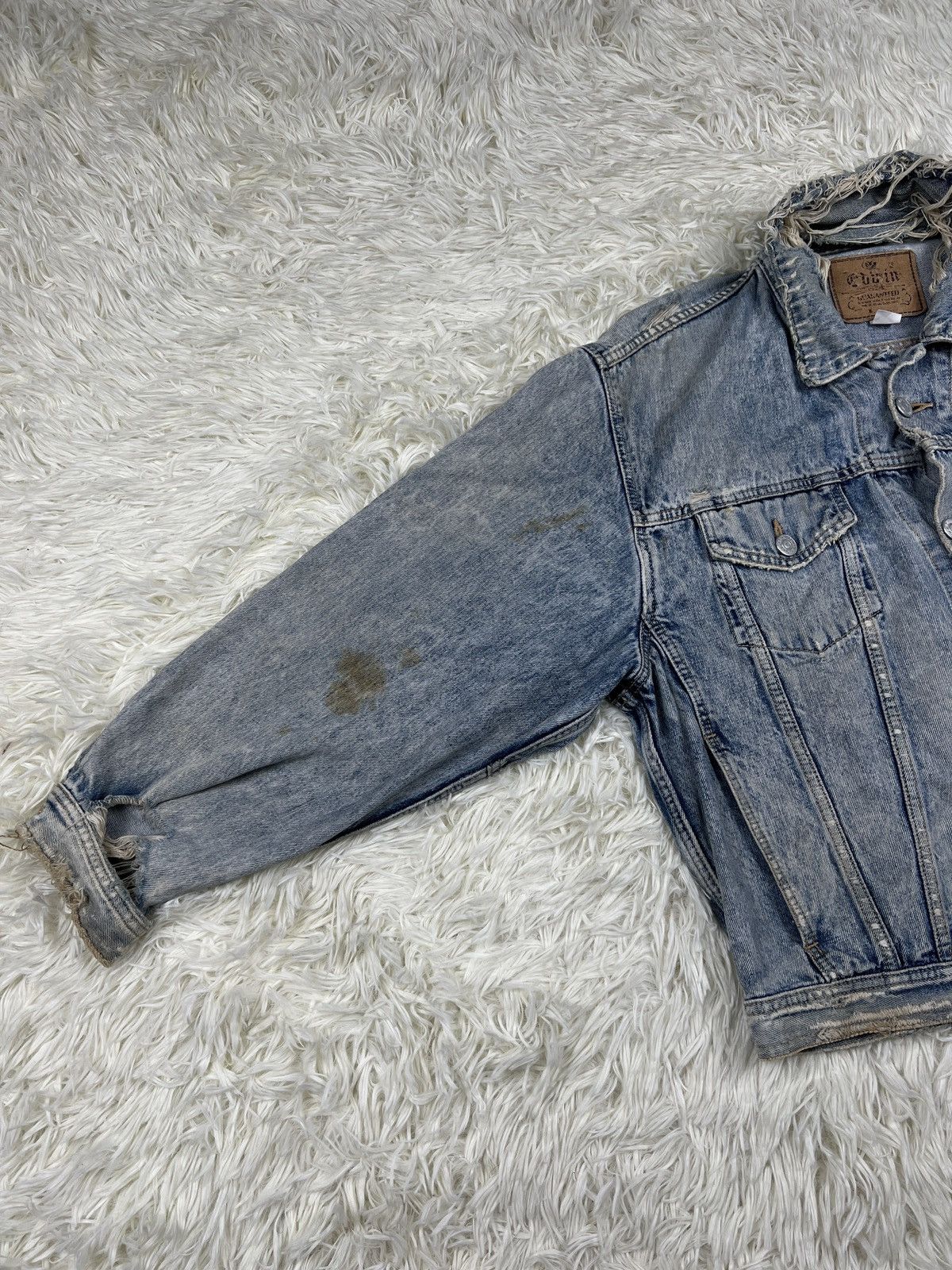 Edwin Vintage Edwin Faded Distressed Denim Jacket Size US L / EU 52-54 / 3 - 11 Thumbnail