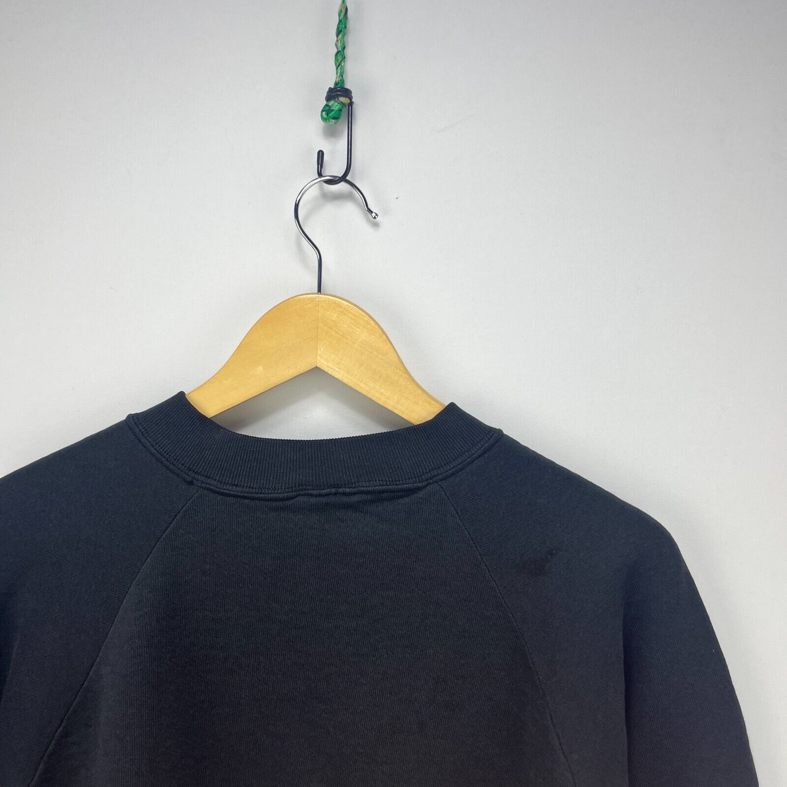 Vintage Vintage '90s Faded Blank Black Raglan Sweatshirt XXL Size US XXL / EU 58 / 5 - 8 Thumbnail