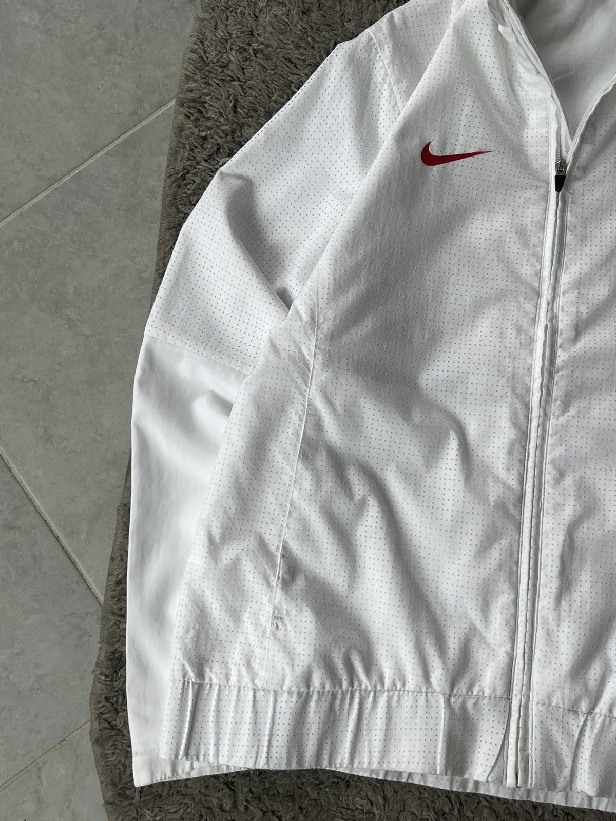 Nike Vintage Nike Light Jacket Soccer football Manchester United Size US L / EU 52-54 / 3 - 4 Thumbnail