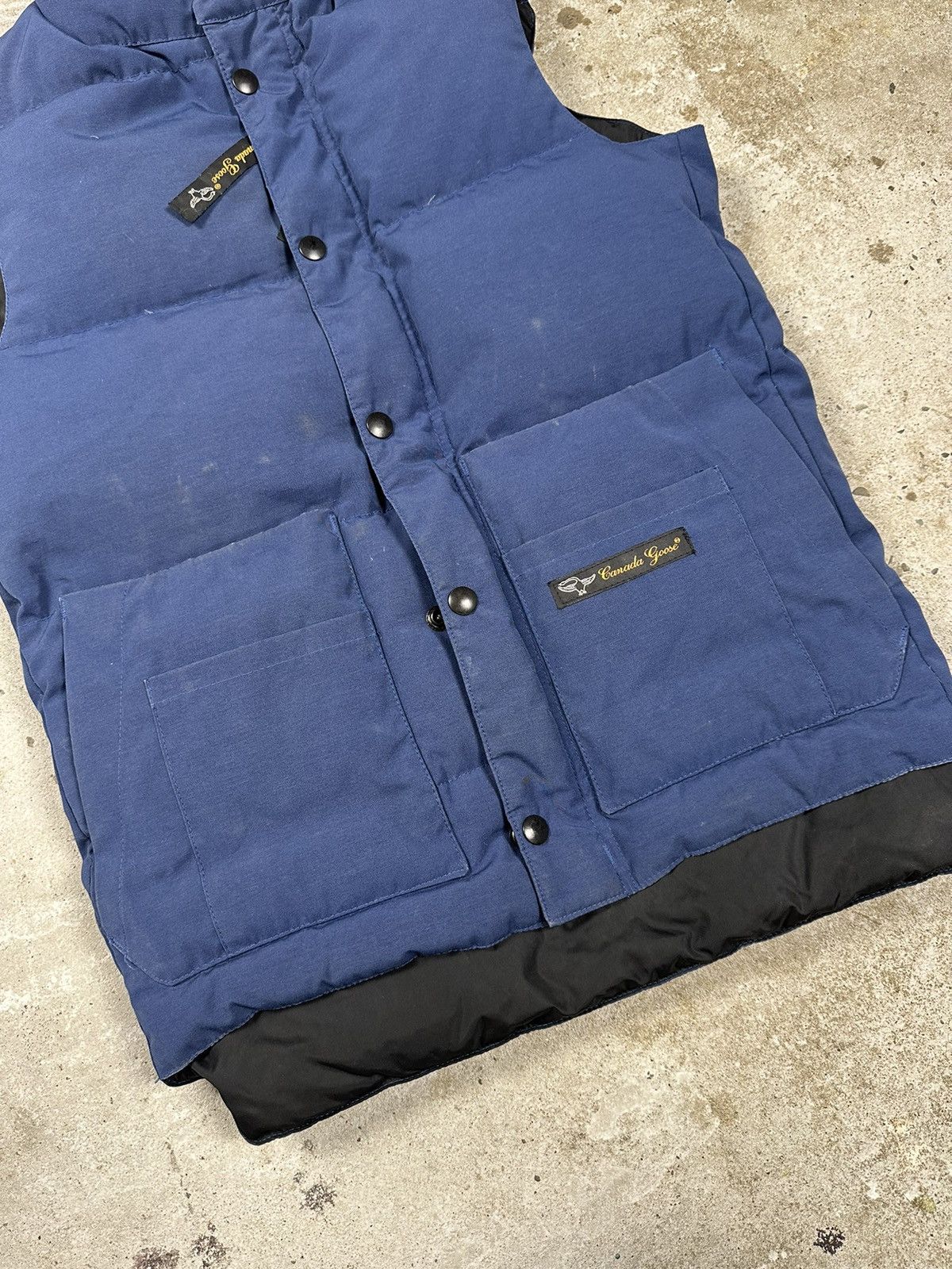 Canada Goose Vintage Canada Goose Blue Down Puffer Vest Size US XS / EU 42 / 0 - 7 Thumbnail