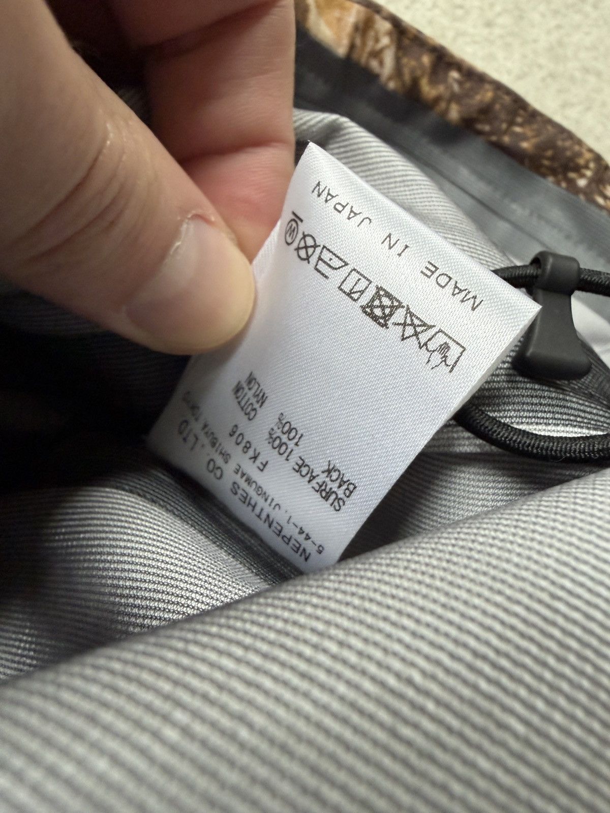 South2 West8 REALTREE CAMO CROP RAIN JACKET Size US M / EU 48-50 / 2 - 8 Thumbnail