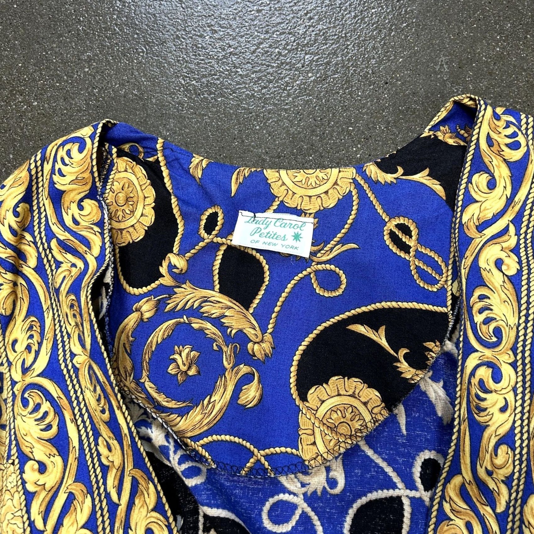 Vintage VINTAGE Lady Carol Petites Jacket Womens Petite M Blue Gold Baroque 90s Floral Kimono Open Front Unlined Short Sleeve Casual Party/Cocktail Womens Size M / US 6-8 / IT 42-44 - 2 Thumbnail