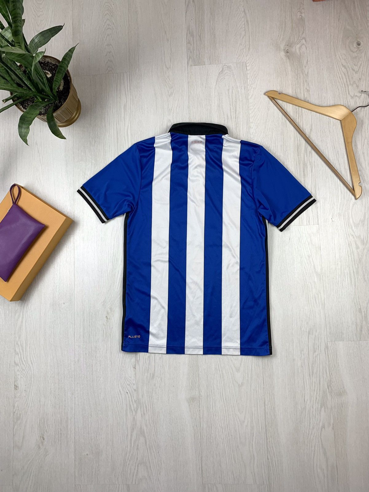 Other Wigan Athletic Mi-Fit 2014-2015 Home Soccer Jersey Size S Size US S / EU 44-46 / 1 - 8 Thumbnail