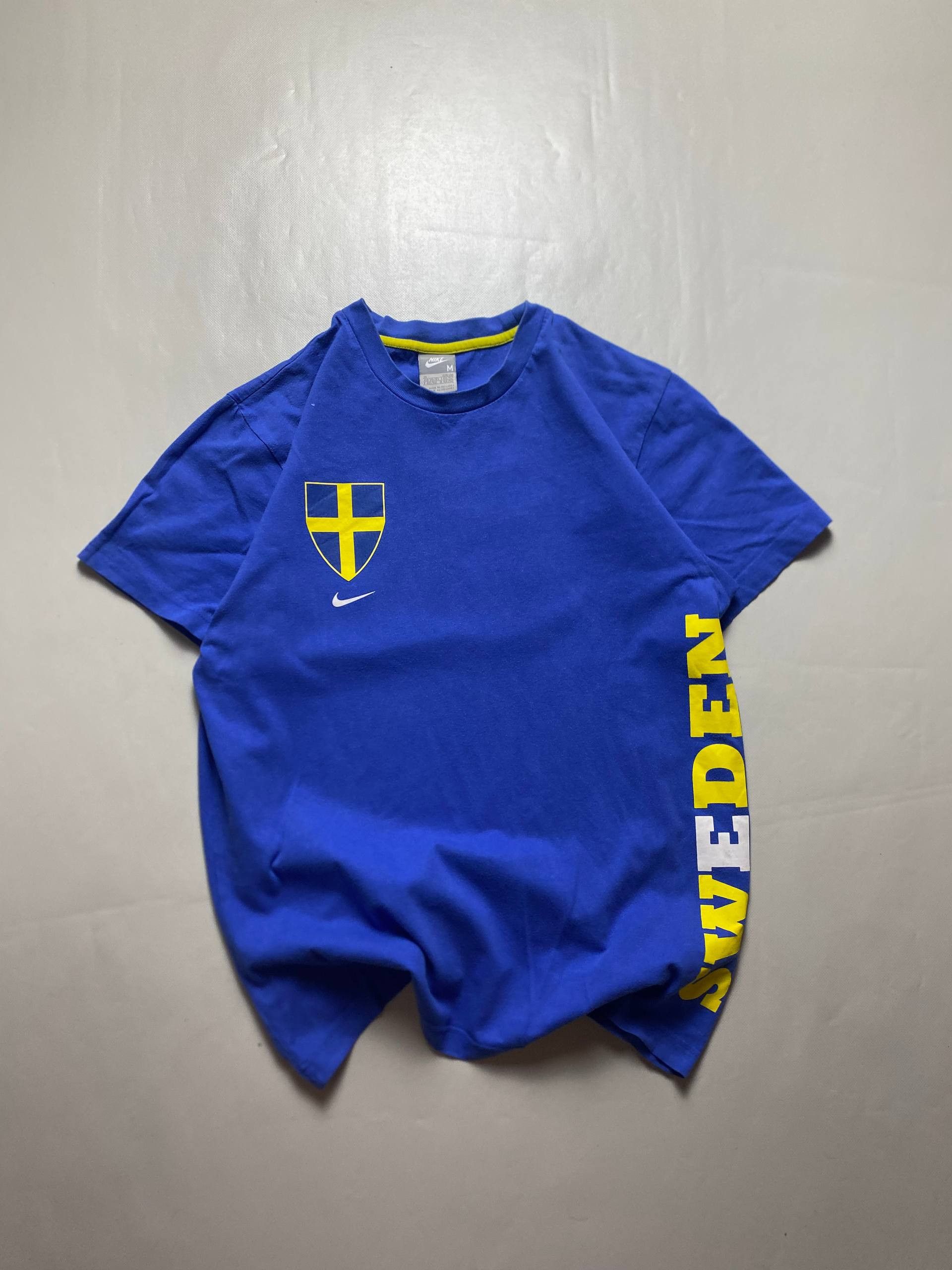 Nike Vintage Jersey Nike Sweden 2006 Size US M / EU 48-50 / 2 - 1 Thumbnail
