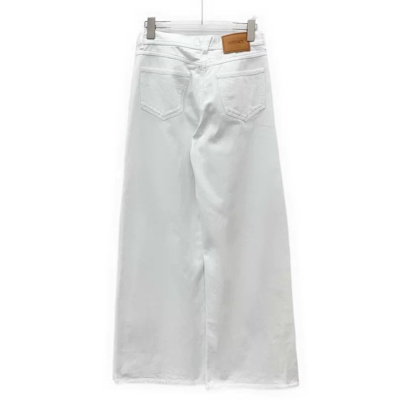Versace Versace White leather logo casual trousers Size 27" / US 4 / IT 40 - 2 Thumbnail