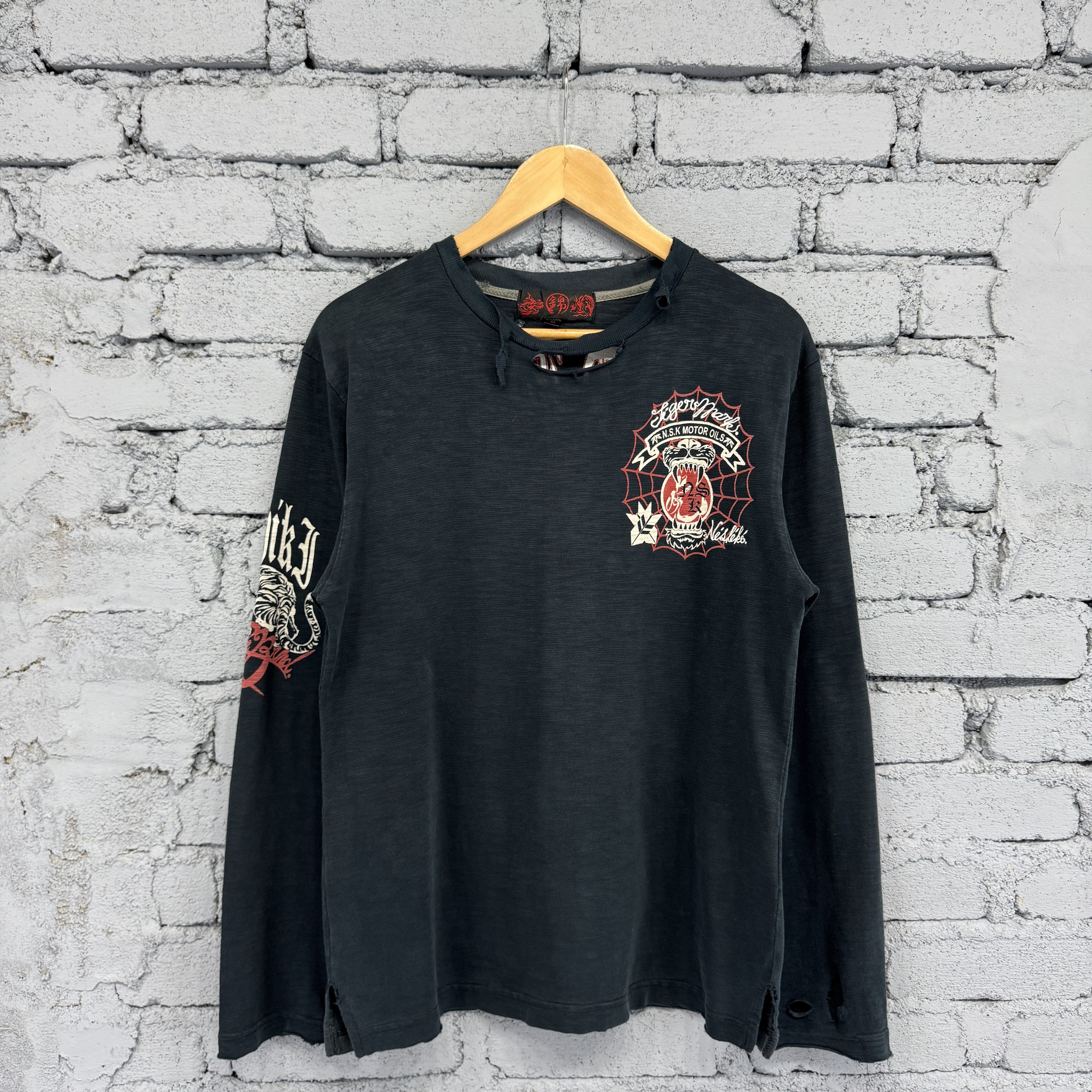 Vintage Rare Vintage Japanese Tiger Embroidered Sukajan Tshirt Size US M / EU 48-50 / 2 - 2 Thumbnail