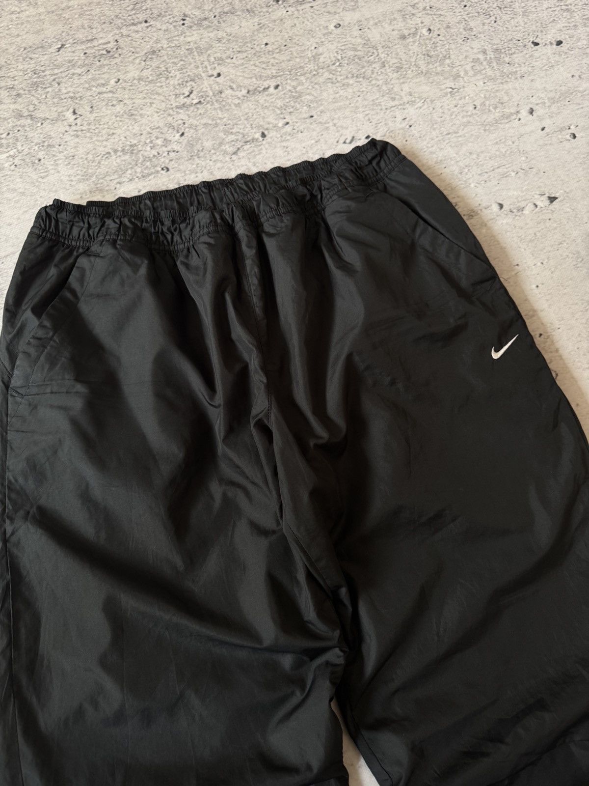 Nike × Vintage NIKE NYLON VINTAGE Y2K OVERSIZE BAGGY FIT PANTS SWEATPANTS Size US 34 / EU 50 - 6 Thumbnail