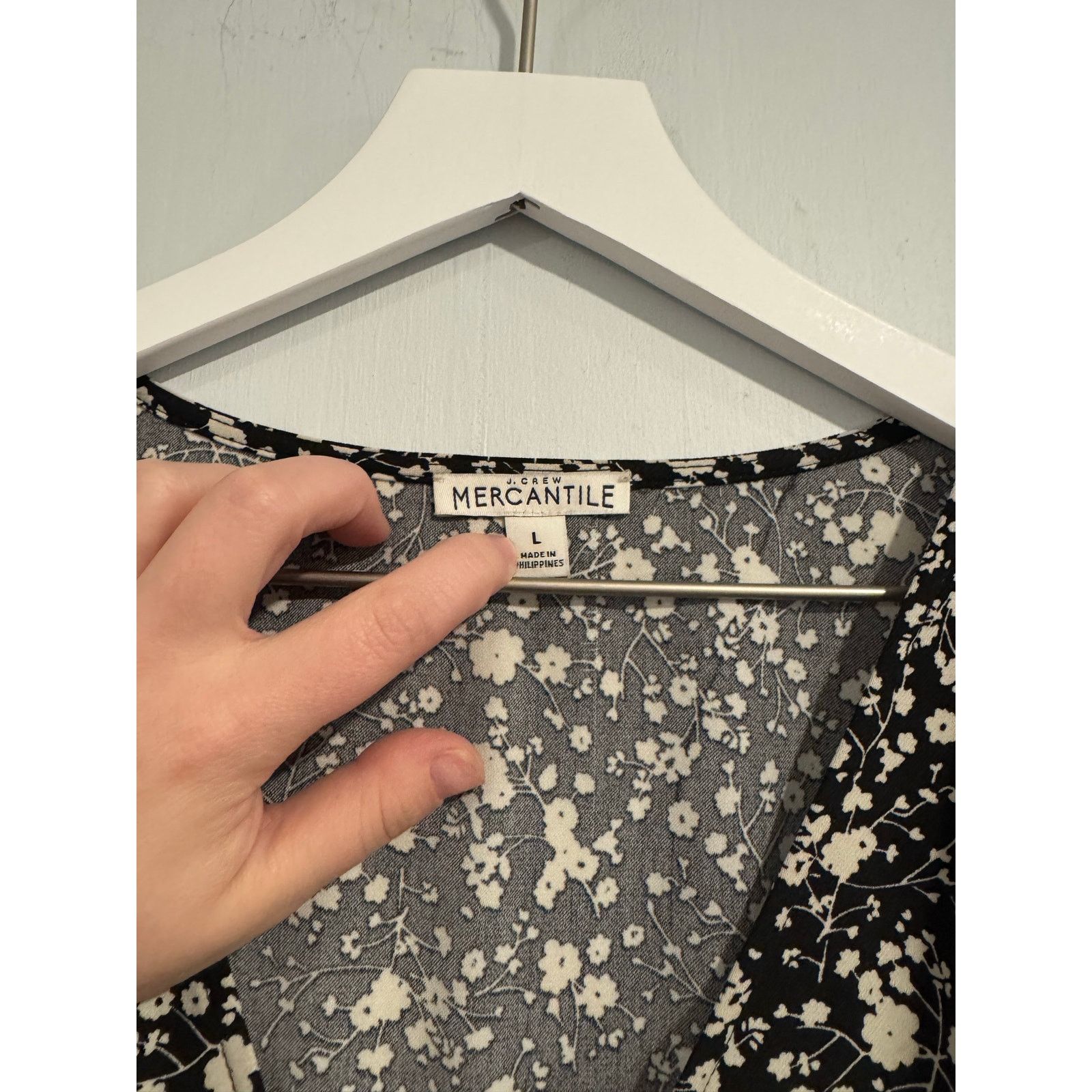 J.Crew J Crew Printed Ruffle Faux-Wrap Dress Size L- worn one time Size L / US 10 / IT 46 - 3 Thumbnail